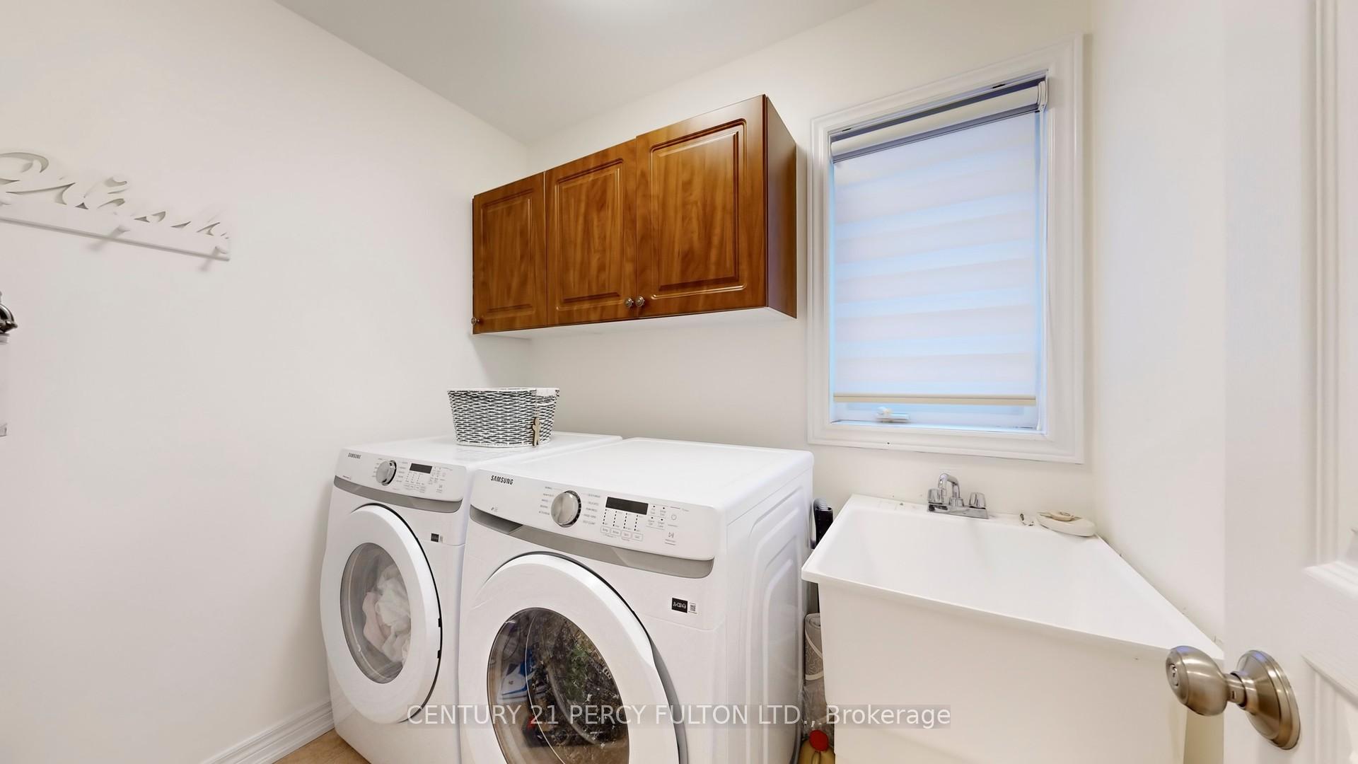 Photo 17 of 145 Silver Maple Road, Richmond Hill, Jefferson — HOMEH