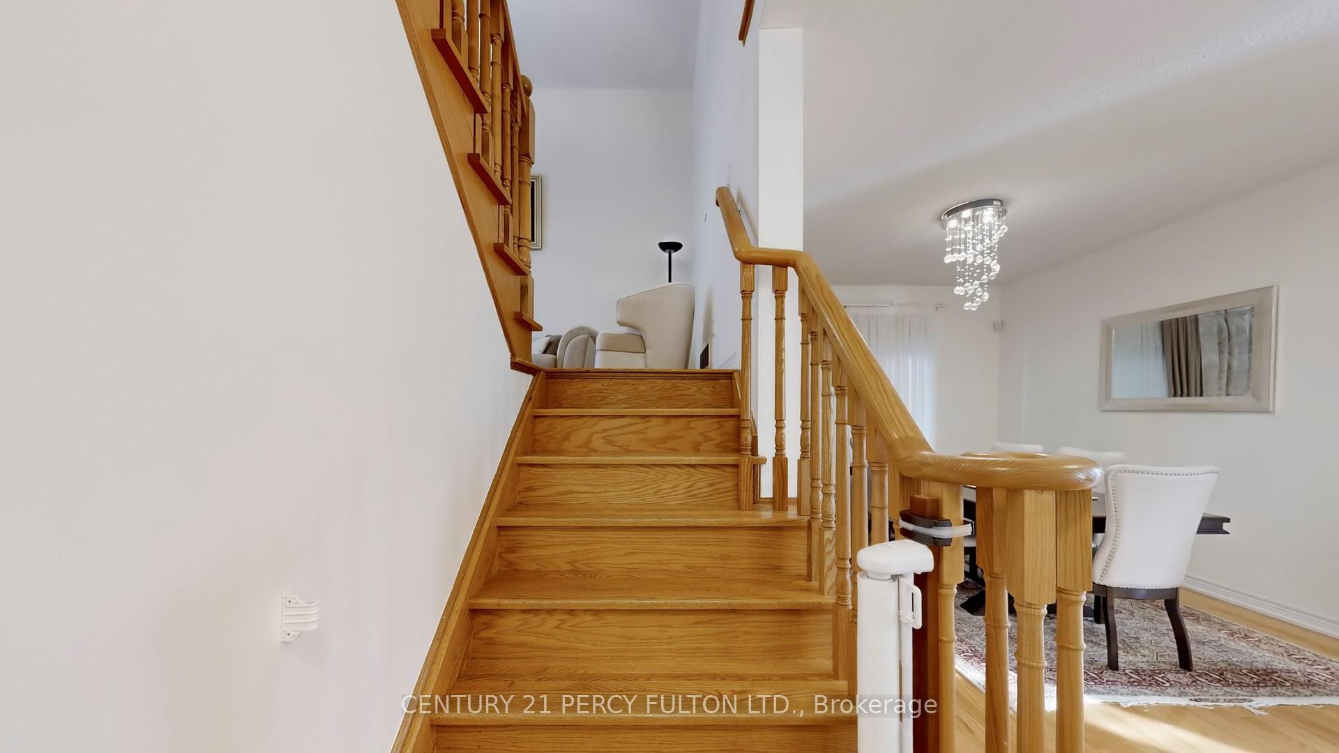 Photo 18 of 145 Silver Maple Road, Richmond Hill, Jefferson — HOMEH