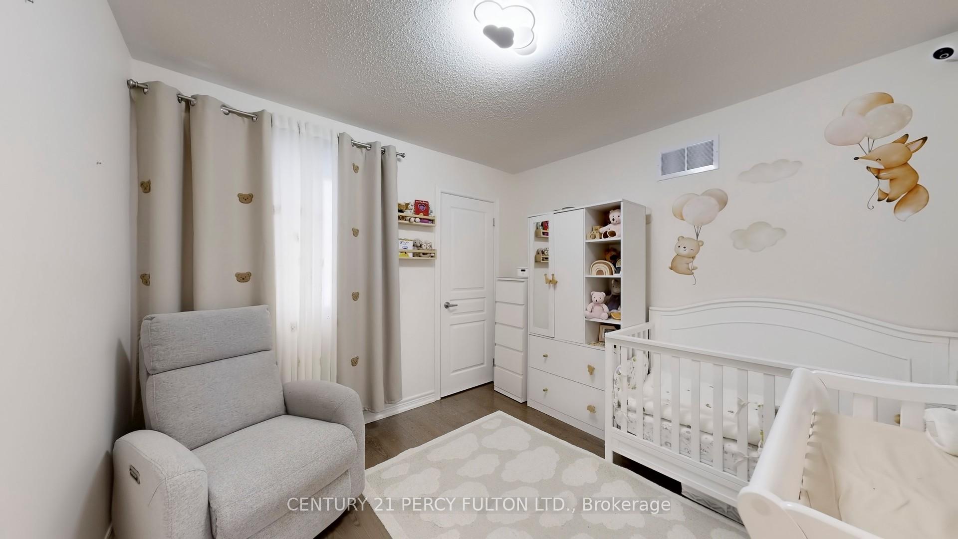 Photo 29 of 145 Silver Maple Road, Richmond Hill, Jefferson — HOMEH