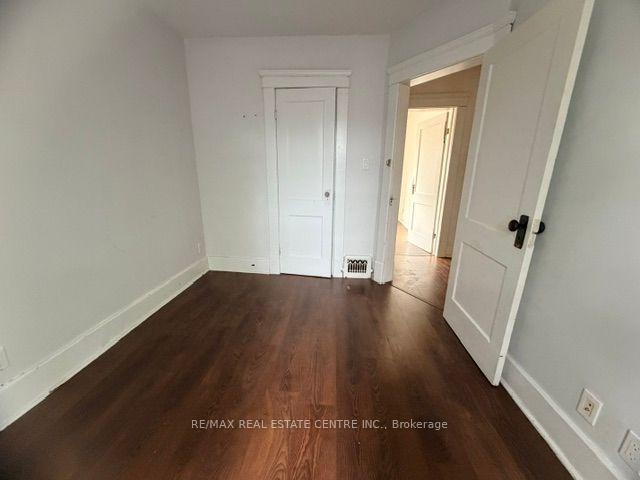 Photo 4 of 512 Downie Street, Stratford — HOMEH