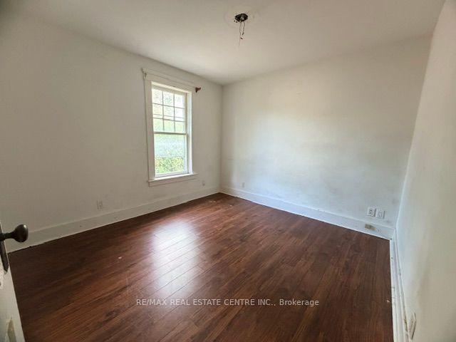Photo 7 of 512 Downie Street, Stratford — HOMEH