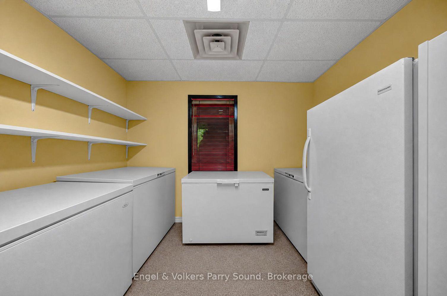 Photo 6 of Unit C, 93 James Street, Parry Sound — HOMEH