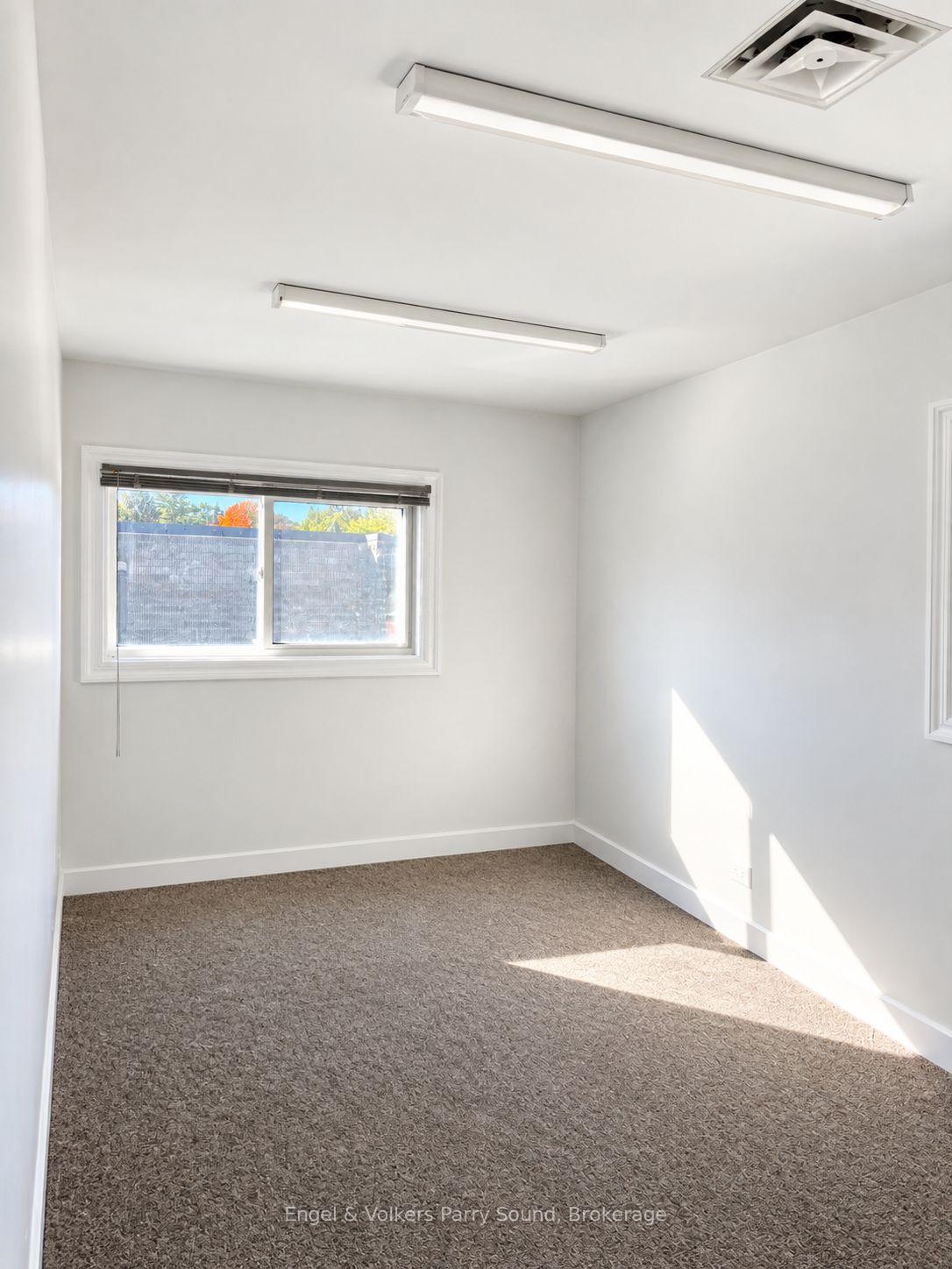 Photo 3 of Unit C, 93 James Street, Parry Sound — HOMEH