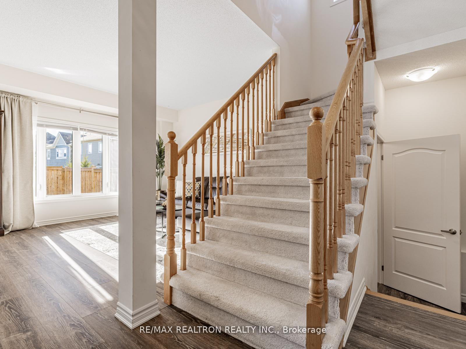 Photo 5 of 6 Bobolink Drive, Wasaga Beach — HOMEH