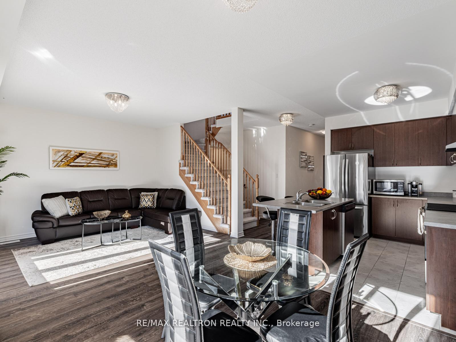Photo 14 of 6 Bobolink Drive, Wasaga Beach — HOMEH