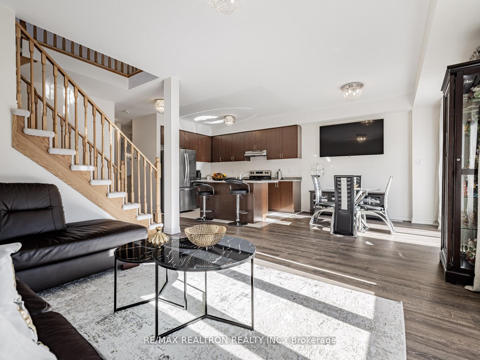 Photo 15 of 6 Bobolink Drive, Wasaga Beach — HOMEH