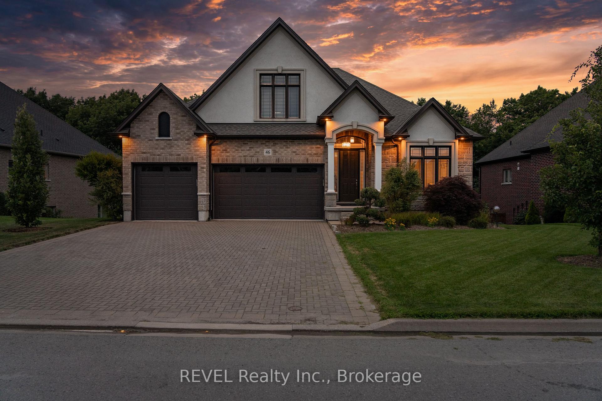 Photo 3 of 46 Philmori Boulevard, Pelham, Fonthill — HOMEH
