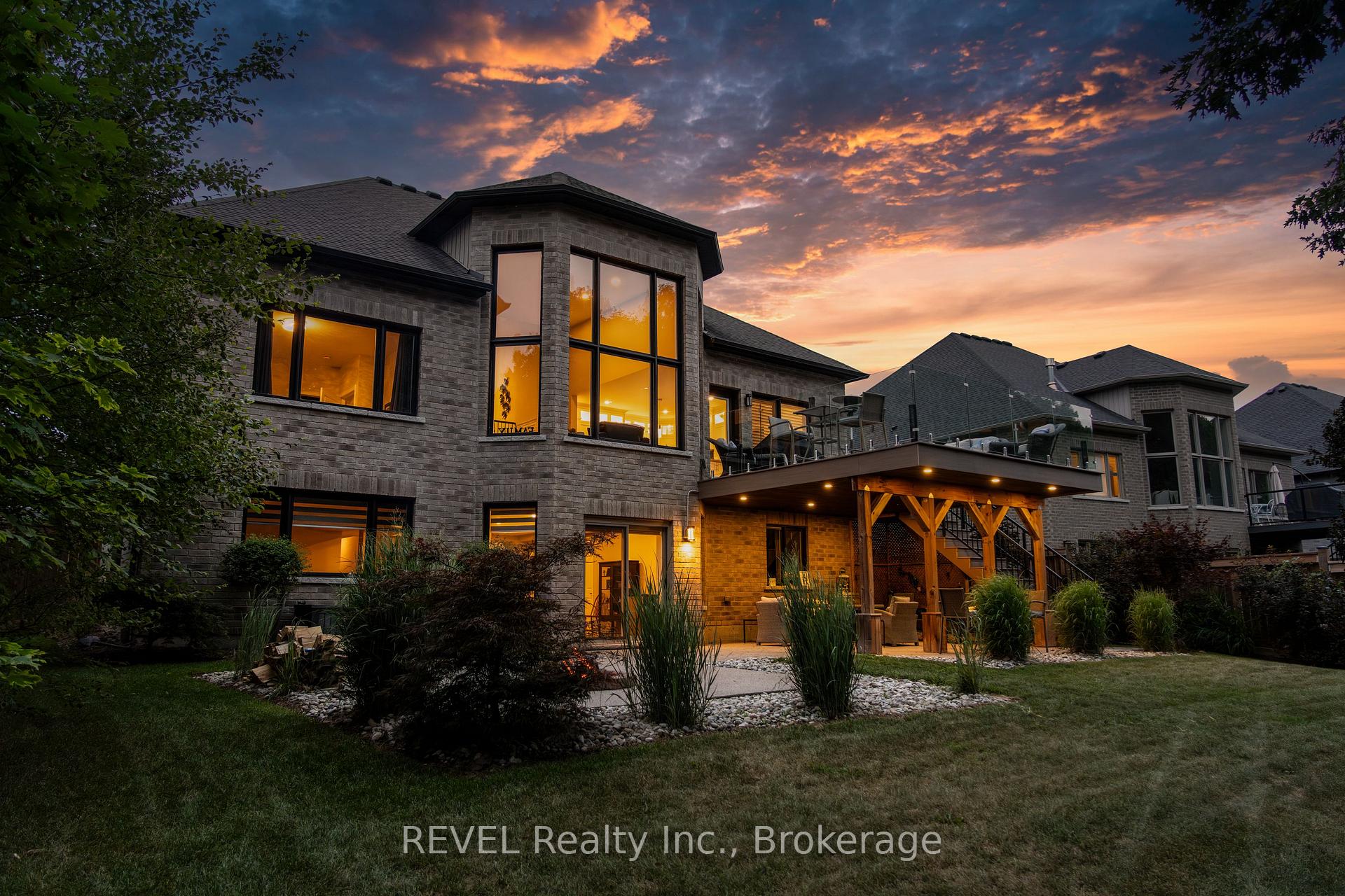 Photo 4 of 46 Philmori Boulevard, Pelham, Fonthill — HOMEH