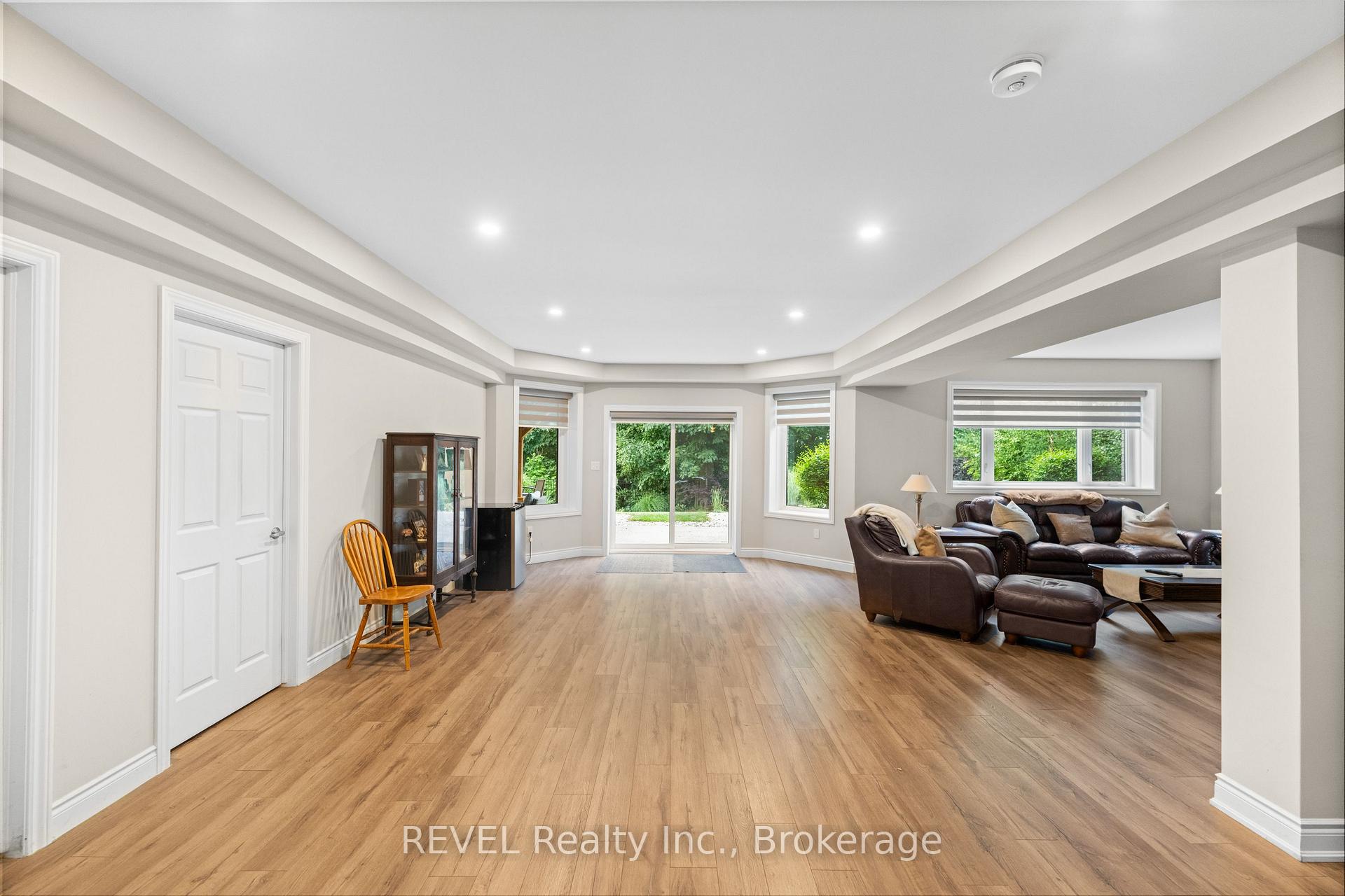Photo 12 of 46 Philmori Boulevard, Pelham, Fonthill — HOMEH
