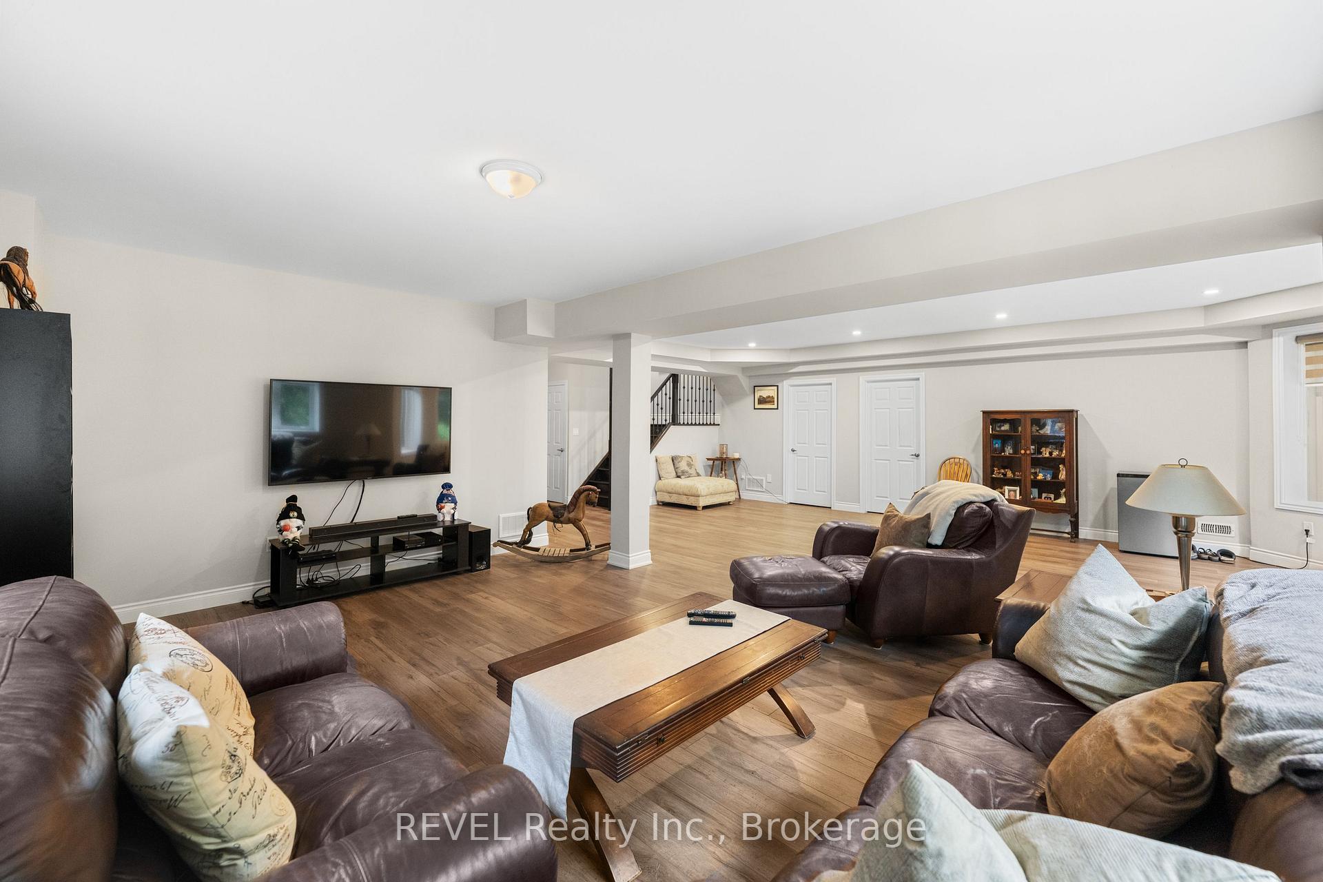 Photo 15 of 46 Philmori Boulevard, Pelham, Fonthill — HOMEH