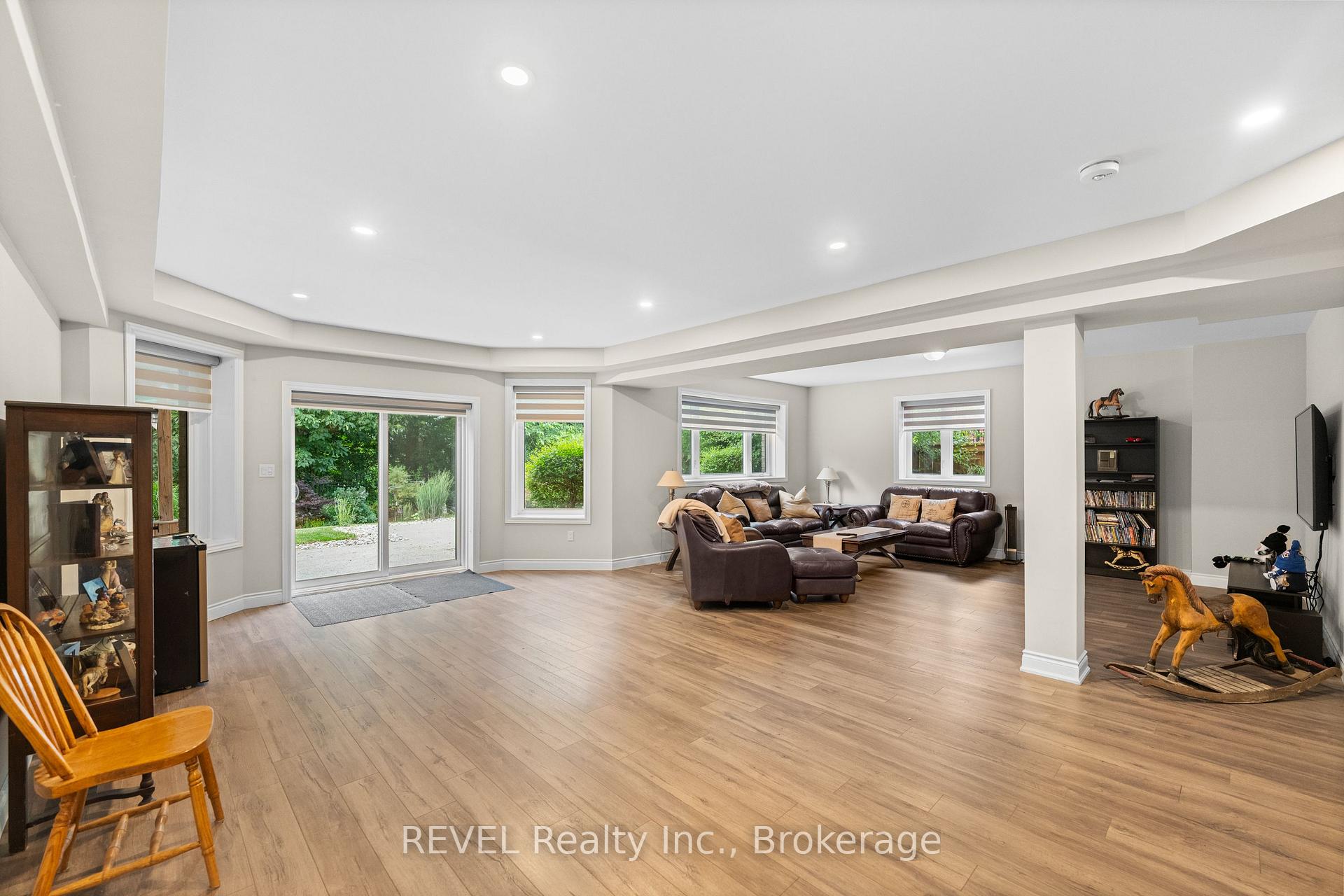 Photo 17 of 46 Philmori Boulevard, Pelham, Fonthill — HOMEH