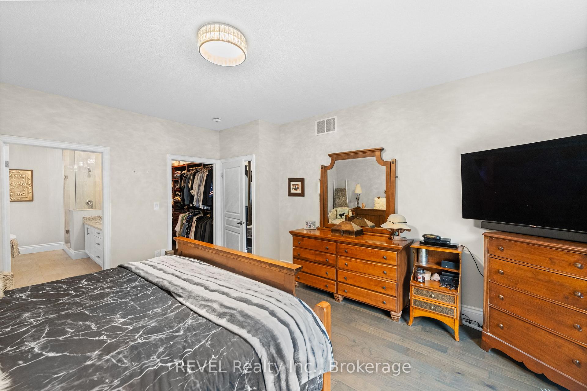 Photo 32 of 46 Philmori Boulevard, Pelham, Fonthill — HOMEH