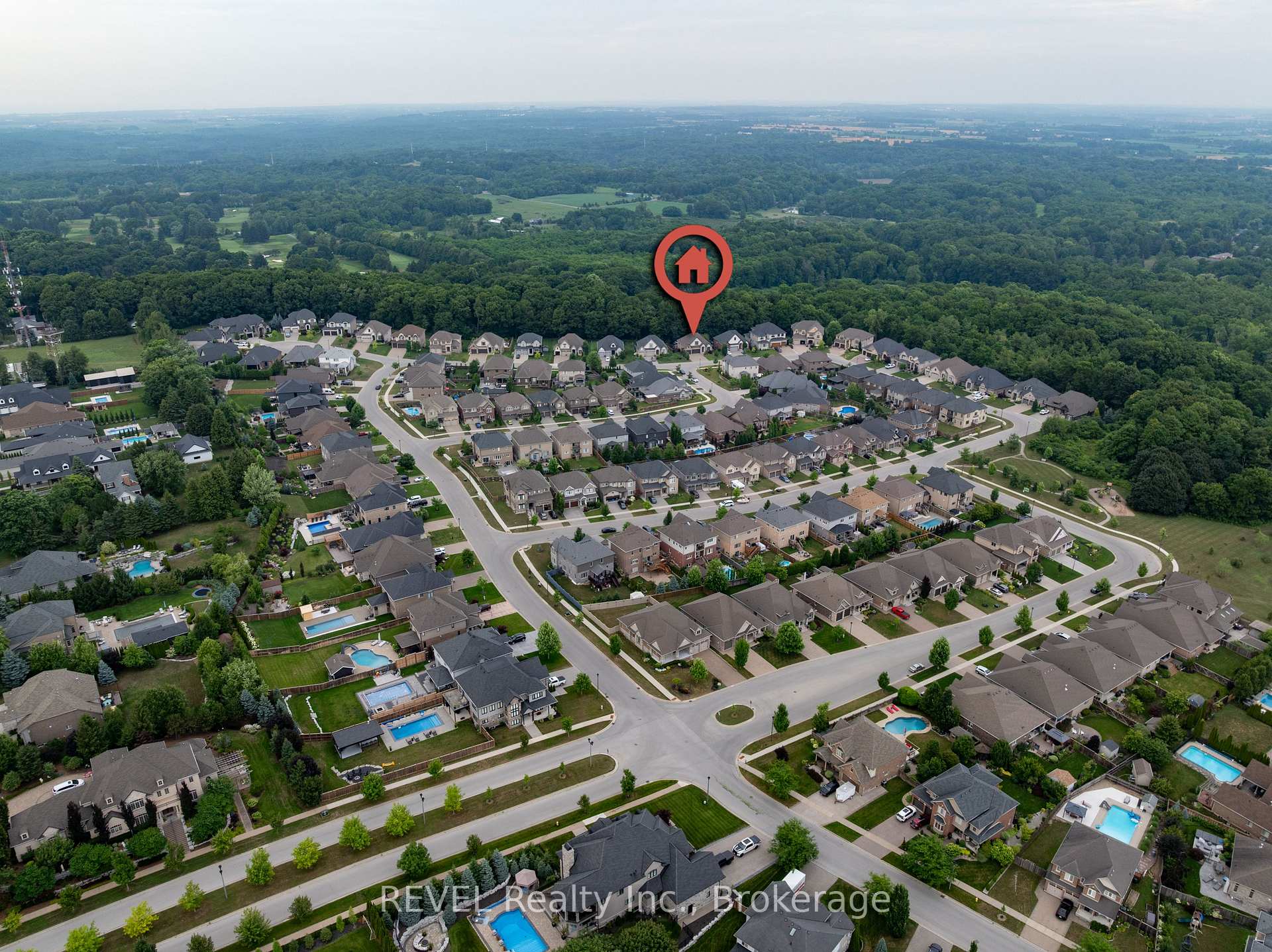 Photo 41 of 46 Philmori Boulevard, Pelham, Fonthill — HOMEH