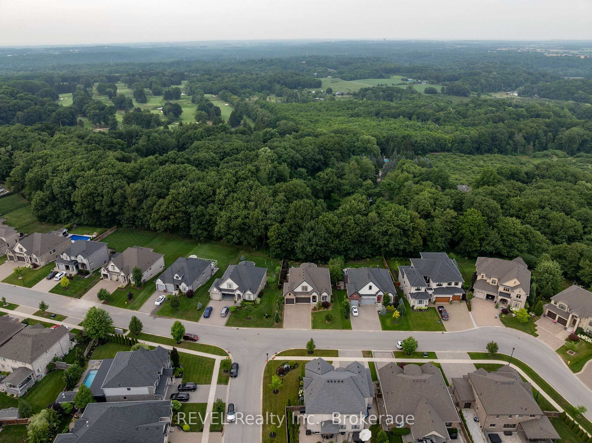 Photo 47 of 46 Philmori Boulevard, Pelham, Fonthill — HOMEH