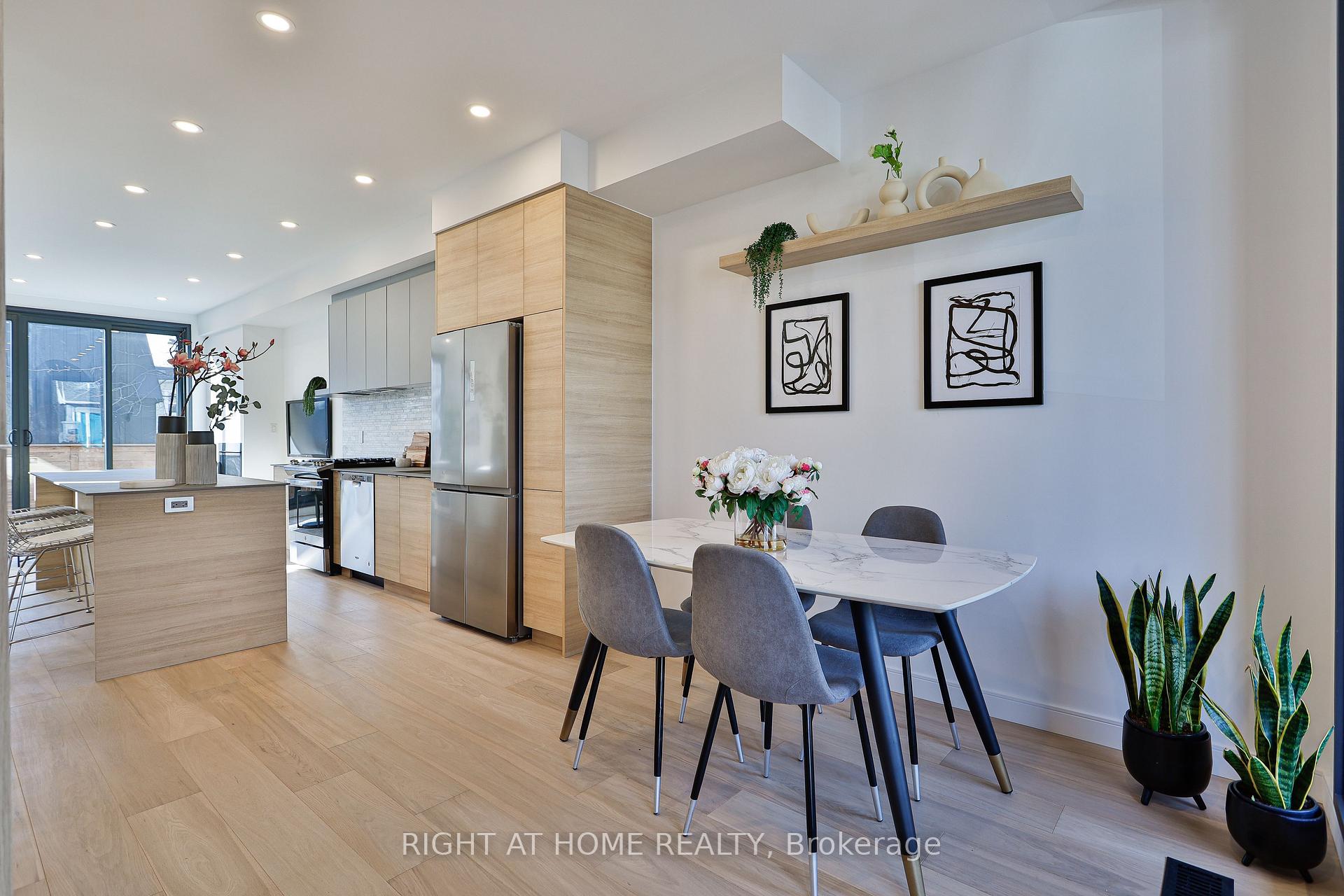 Photo 5 of Unit MAIN AND LANEWAY, 11 Merrill Avenue, Toronto, Woodbine Corridor — HOMEH