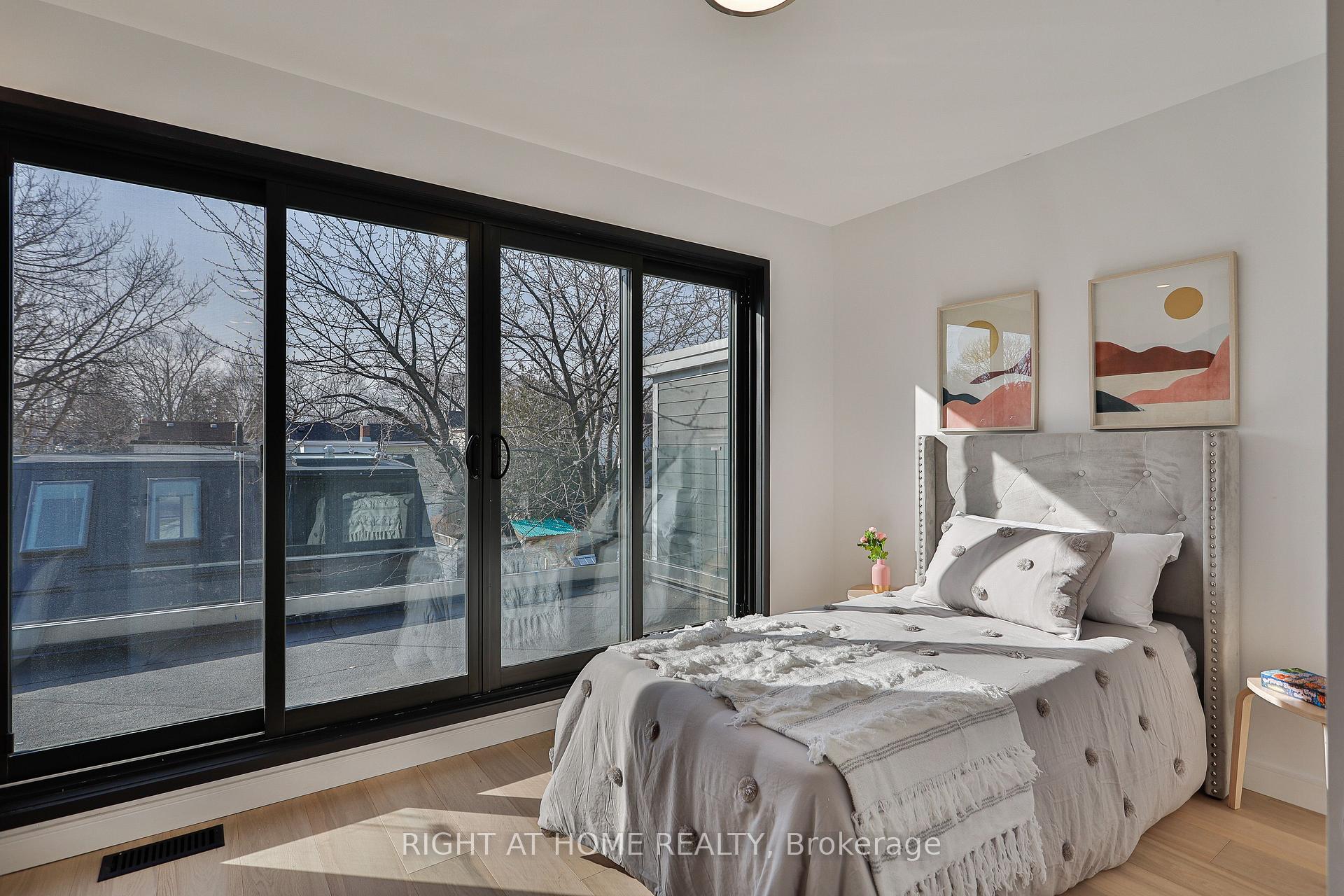 Photo 13 of Unit MAIN AND LANEWAY, 11 Merrill Avenue, Toronto, Woodbine Corridor — HOMEH