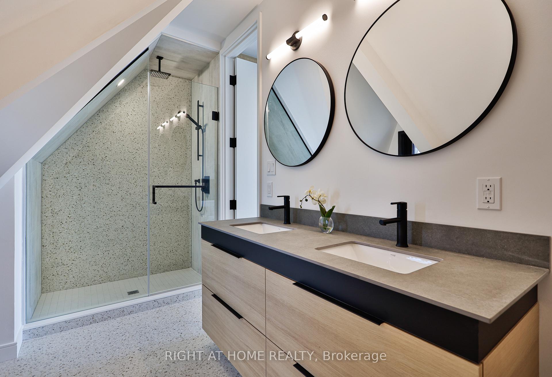 Photo 22 of Unit MAIN AND LANEWAY, 11 Merrill Avenue, Toronto, Woodbine Corridor — HOMEH