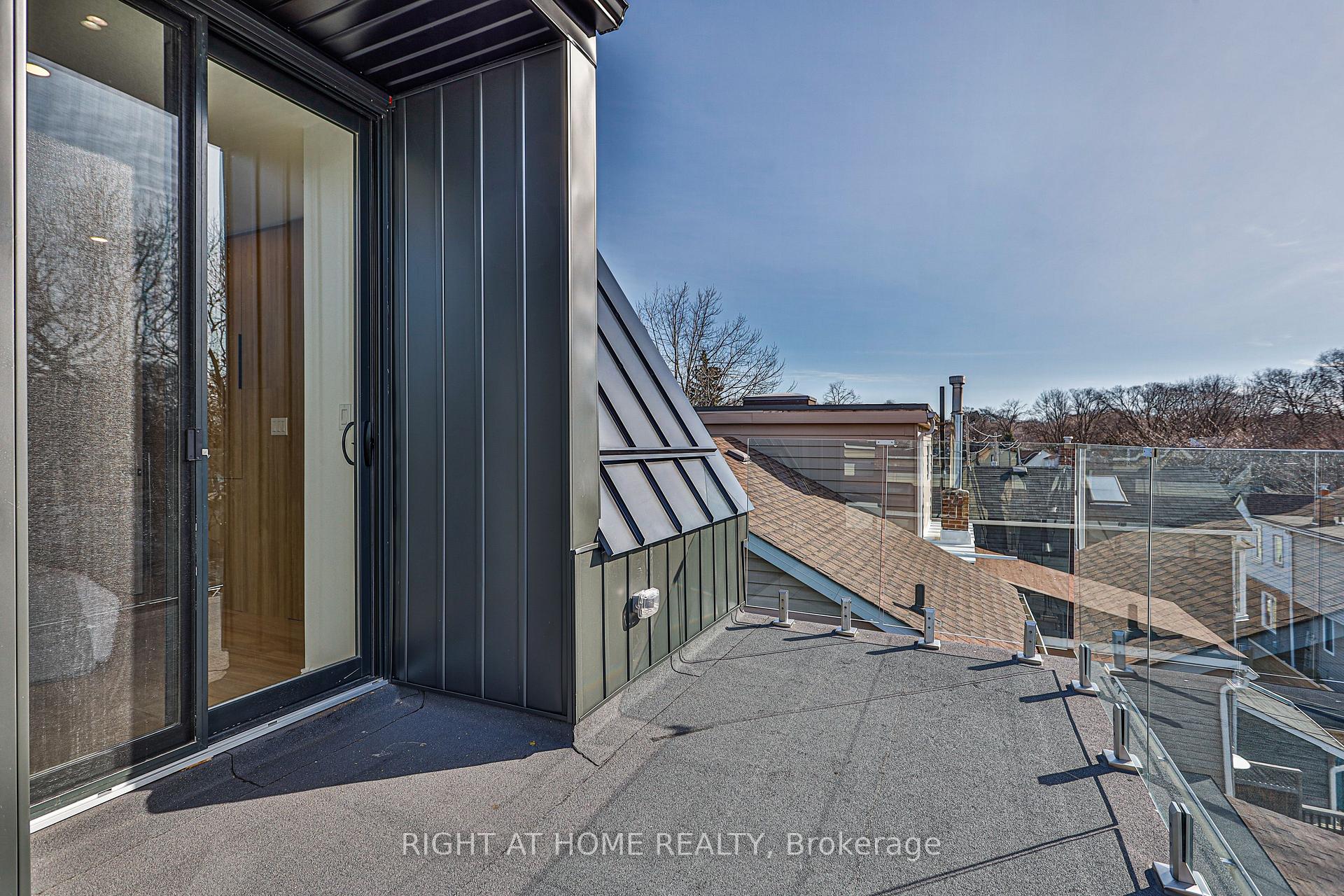 Photo 23 of Unit MAIN AND LANEWAY, 11 Merrill Avenue, Toronto, Woodbine Corridor — HOMEH