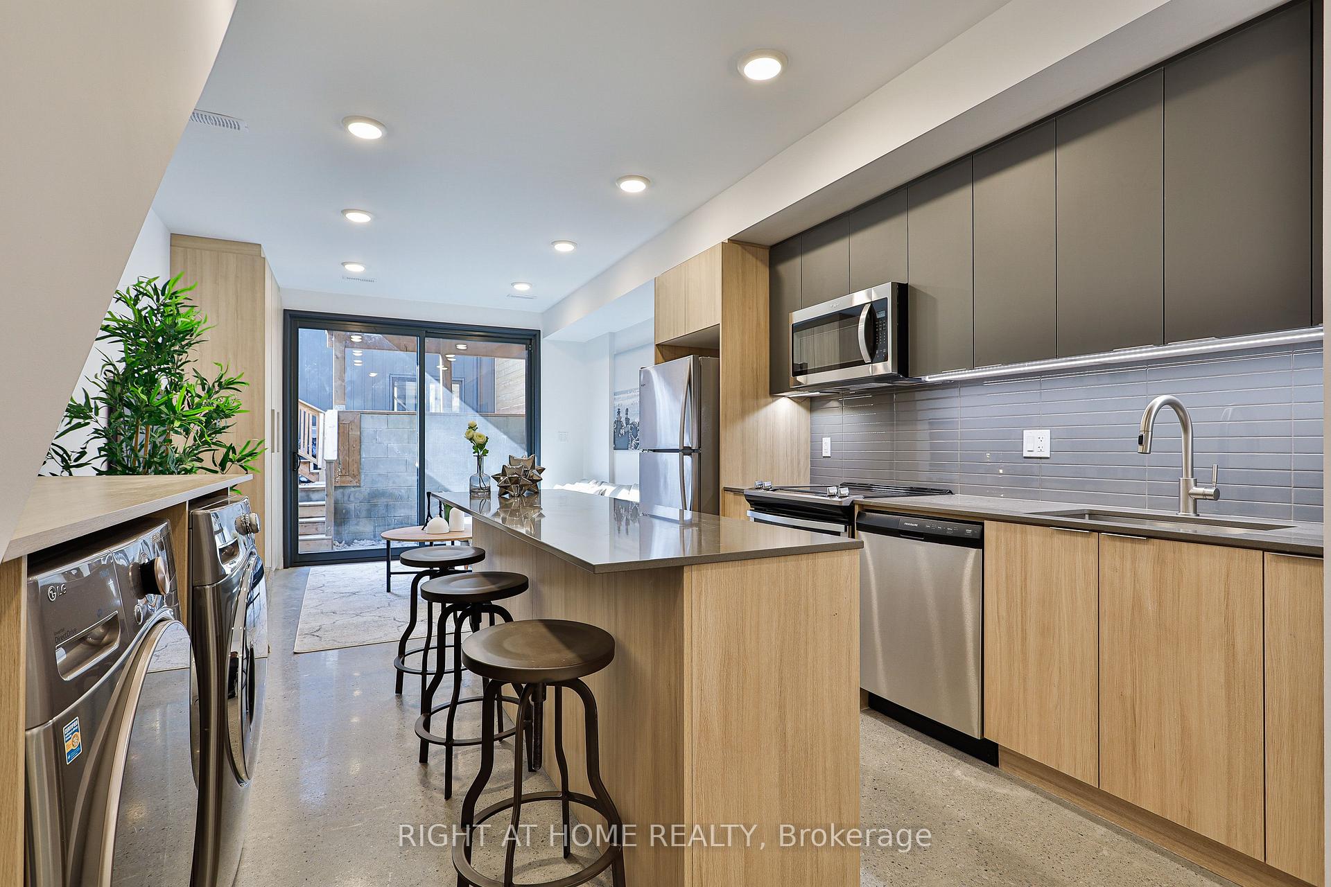 Photo 25 of Unit MAIN AND LANEWAY, 11 Merrill Avenue, Toronto, Woodbine Corridor — HOMEH