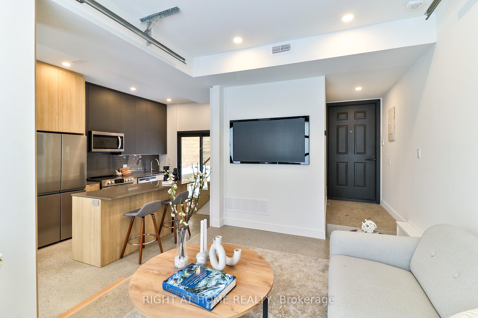 Photo 40 of Unit MAIN AND LANEWAY, 11 Merrill Avenue, Toronto, Woodbine Corridor — HOMEH
