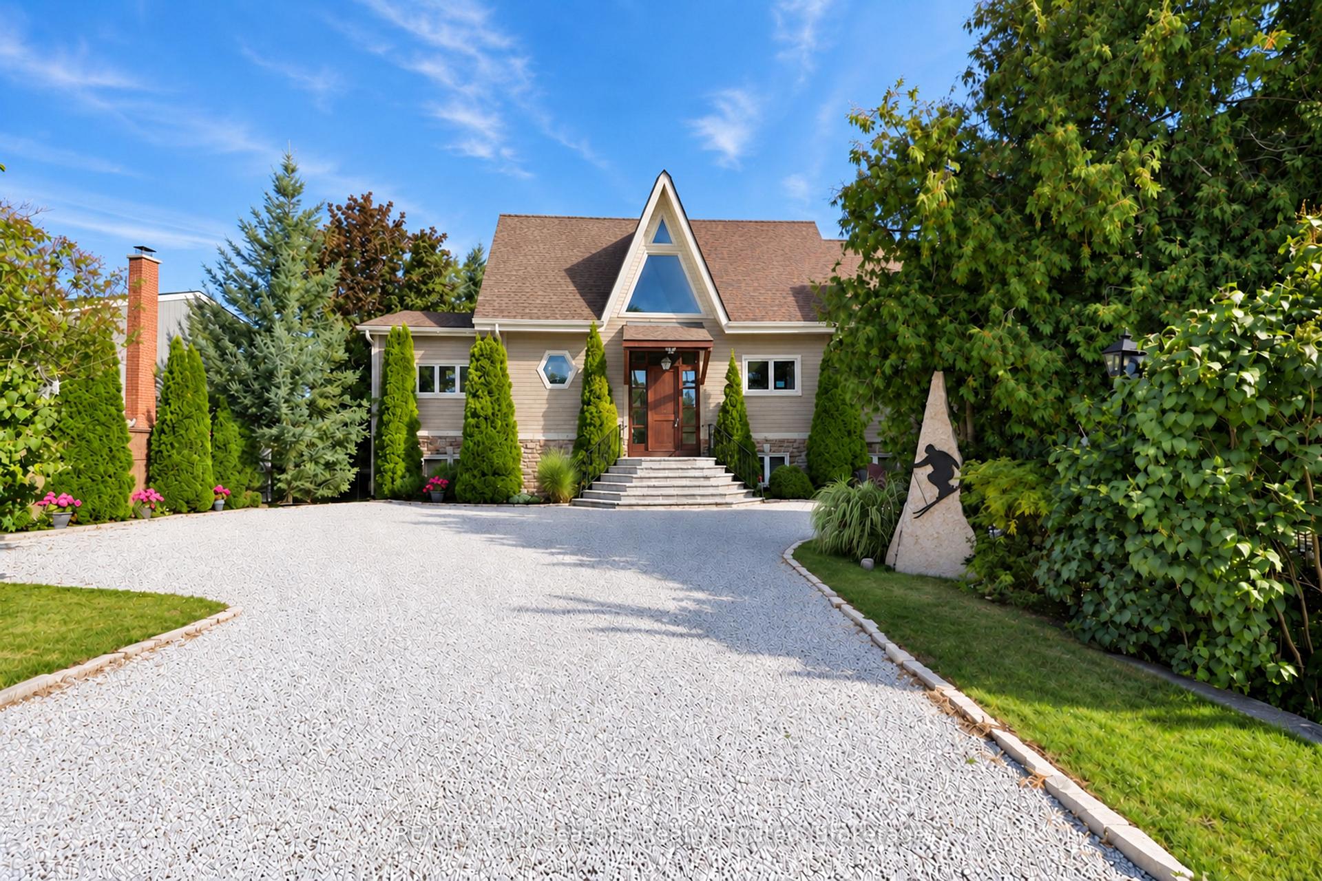 Photo 38 of 147 Lakeshore Road E, Blue Mountains — HOMEH