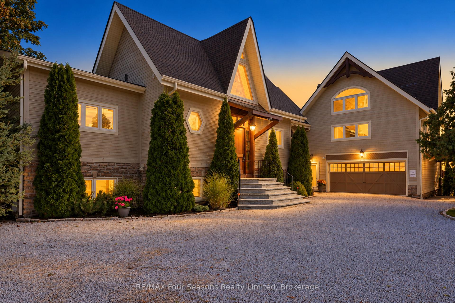 Photo 45 of 147 Lakeshore Road E, Blue Mountains — HOMEH