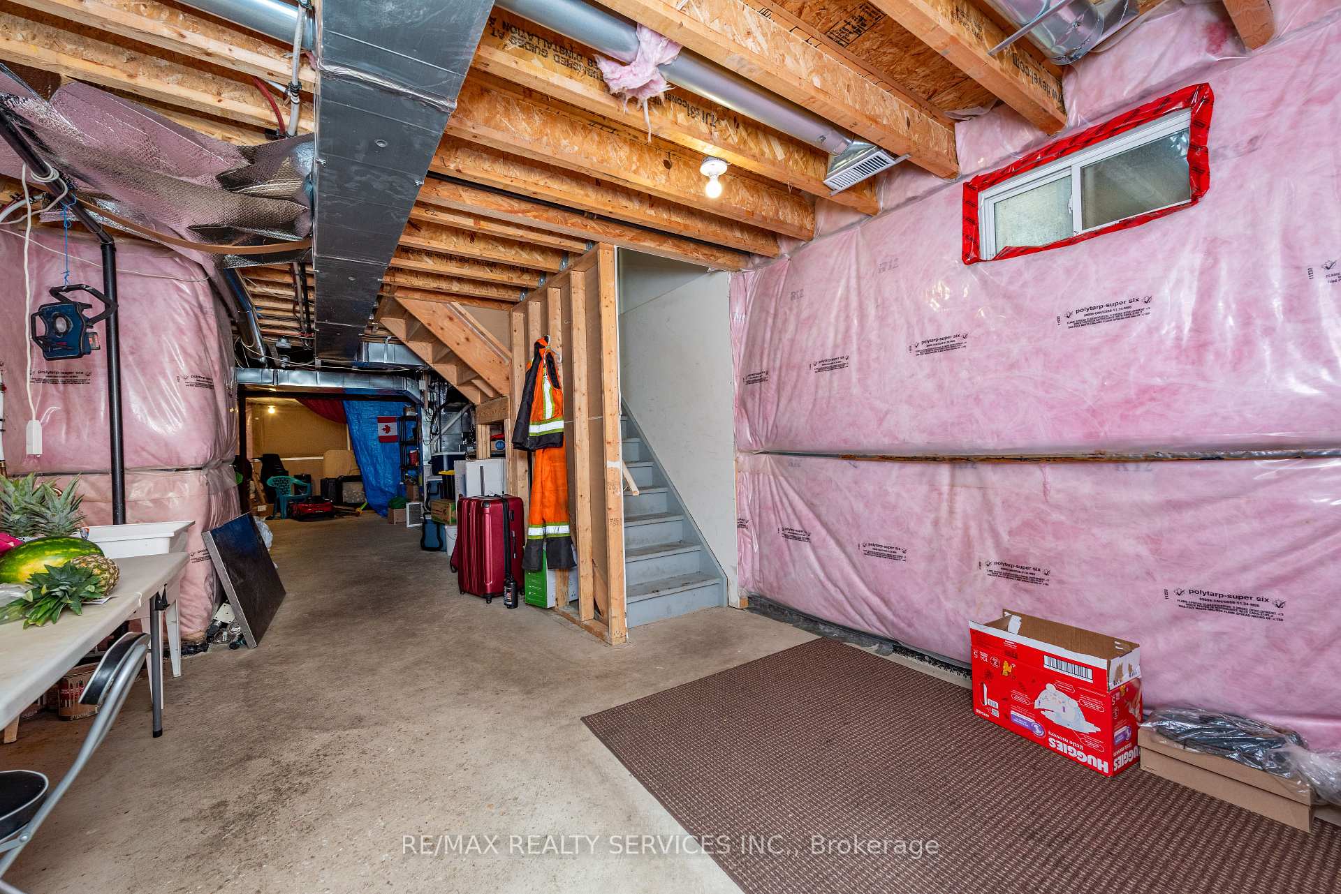 Photo 17 of 59 Beachville Circle, Brampton, Credit Valley — HOMEH