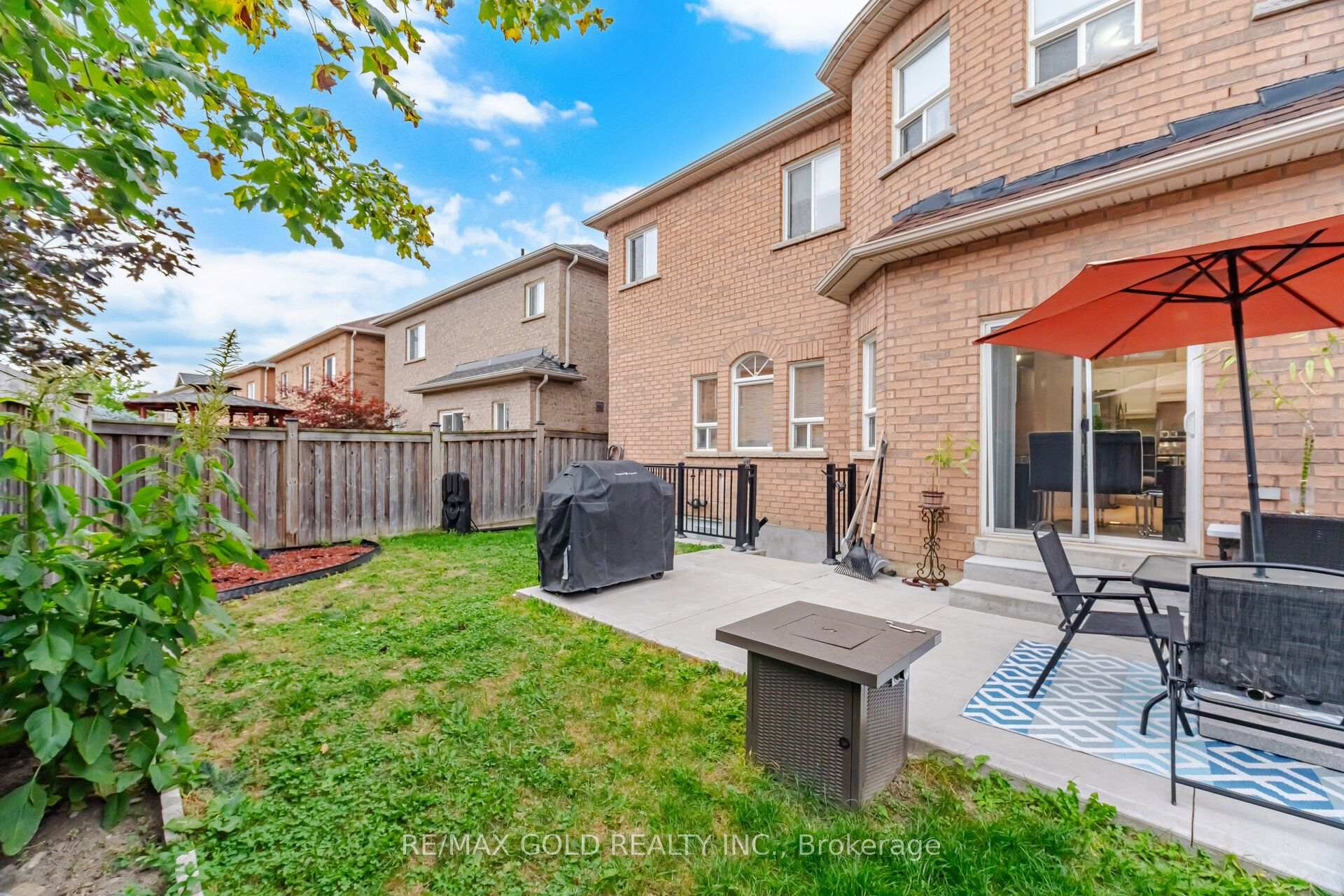 Photo 47 of 10 Sir Jacobs Crescent, Brampton, Fletcher's Meadow — HOMEH