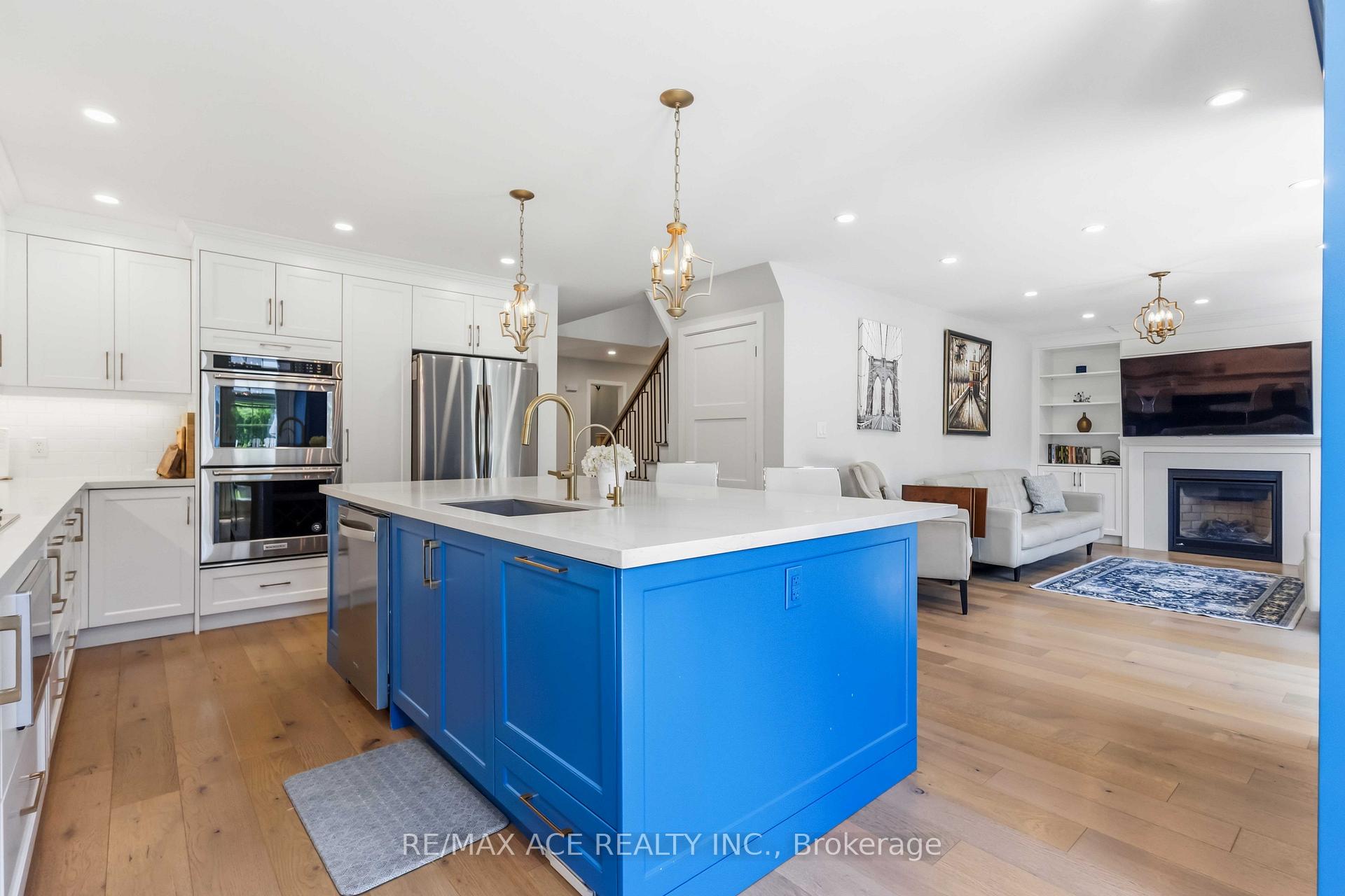 Photo 15 of 19 Barker Court, Markham, Sherwood-Amberglen — HOMEH