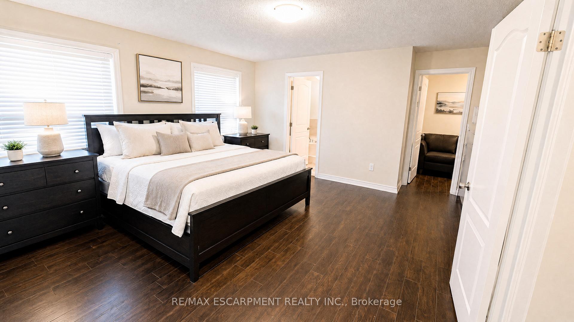 Photo 9 of 349 Braithwaite Avenue, Hamilton, Ancaster — HOMEH