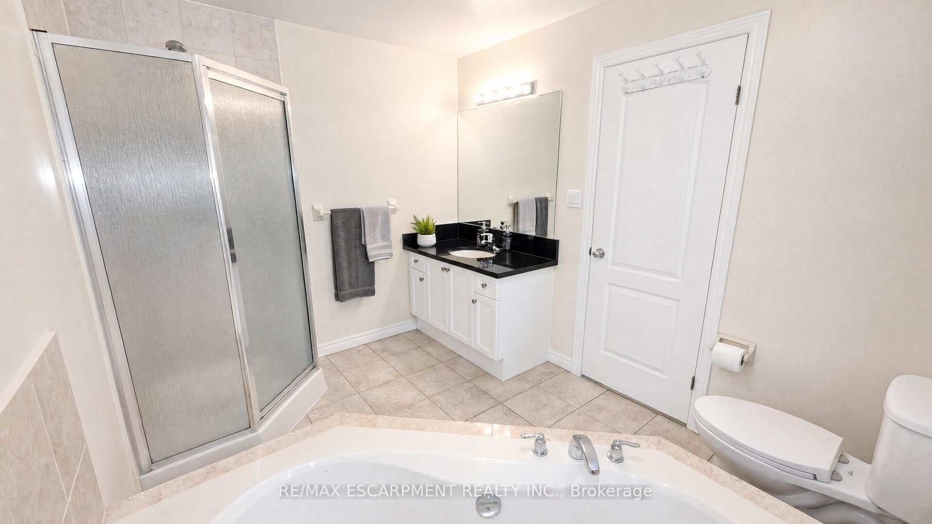 Photo 11 of 349 Braithwaite Avenue, Hamilton, Ancaster — HOMEH