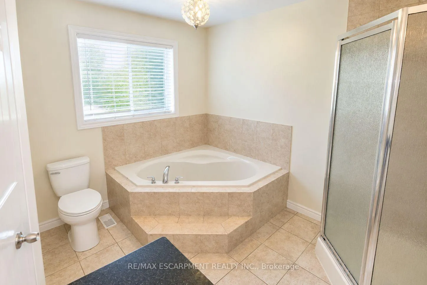 Photo 12 of 349 Braithwaite Avenue, Hamilton, Ancaster — HOMEH