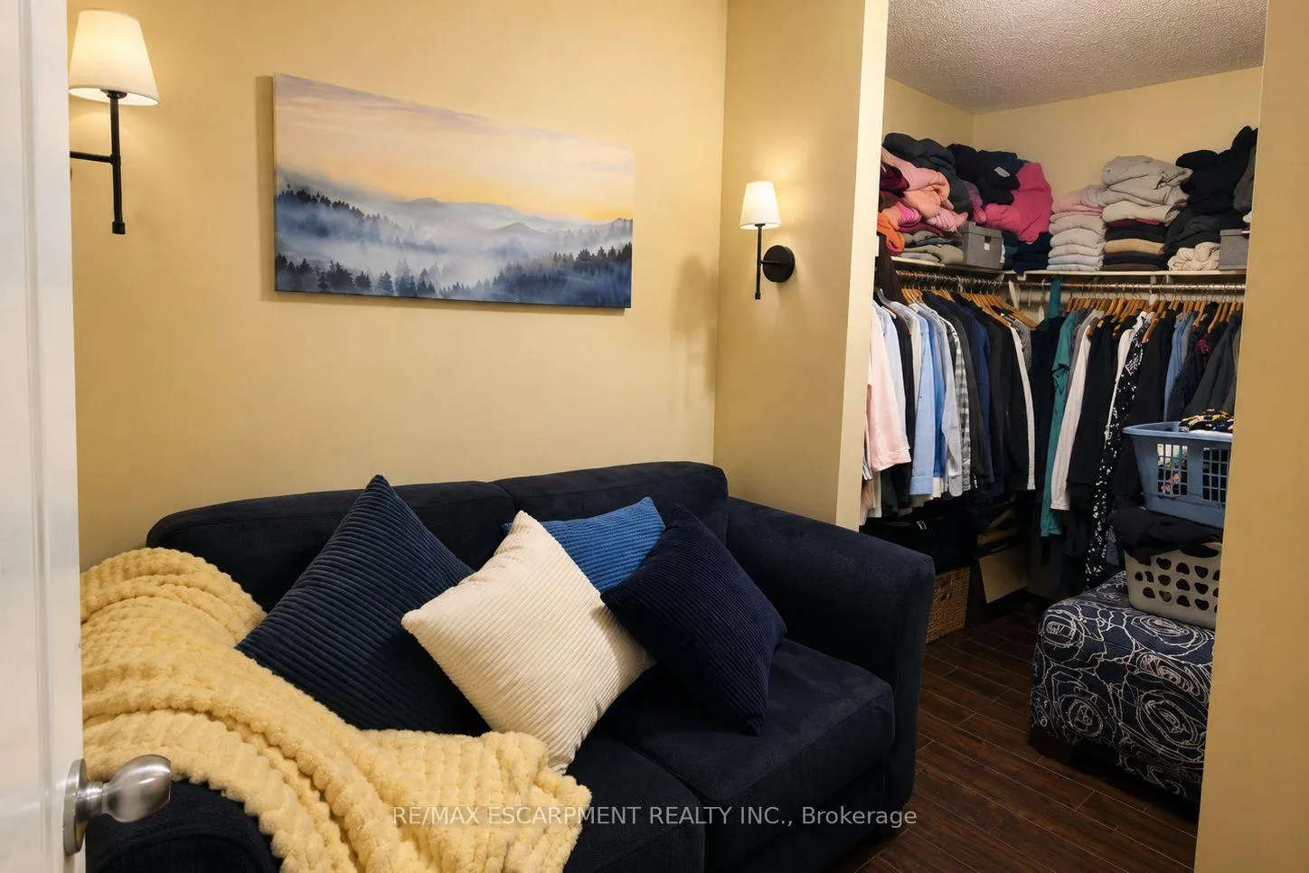 Photo 13 of 349 Braithwaite Avenue, Hamilton, Ancaster — HOMEH