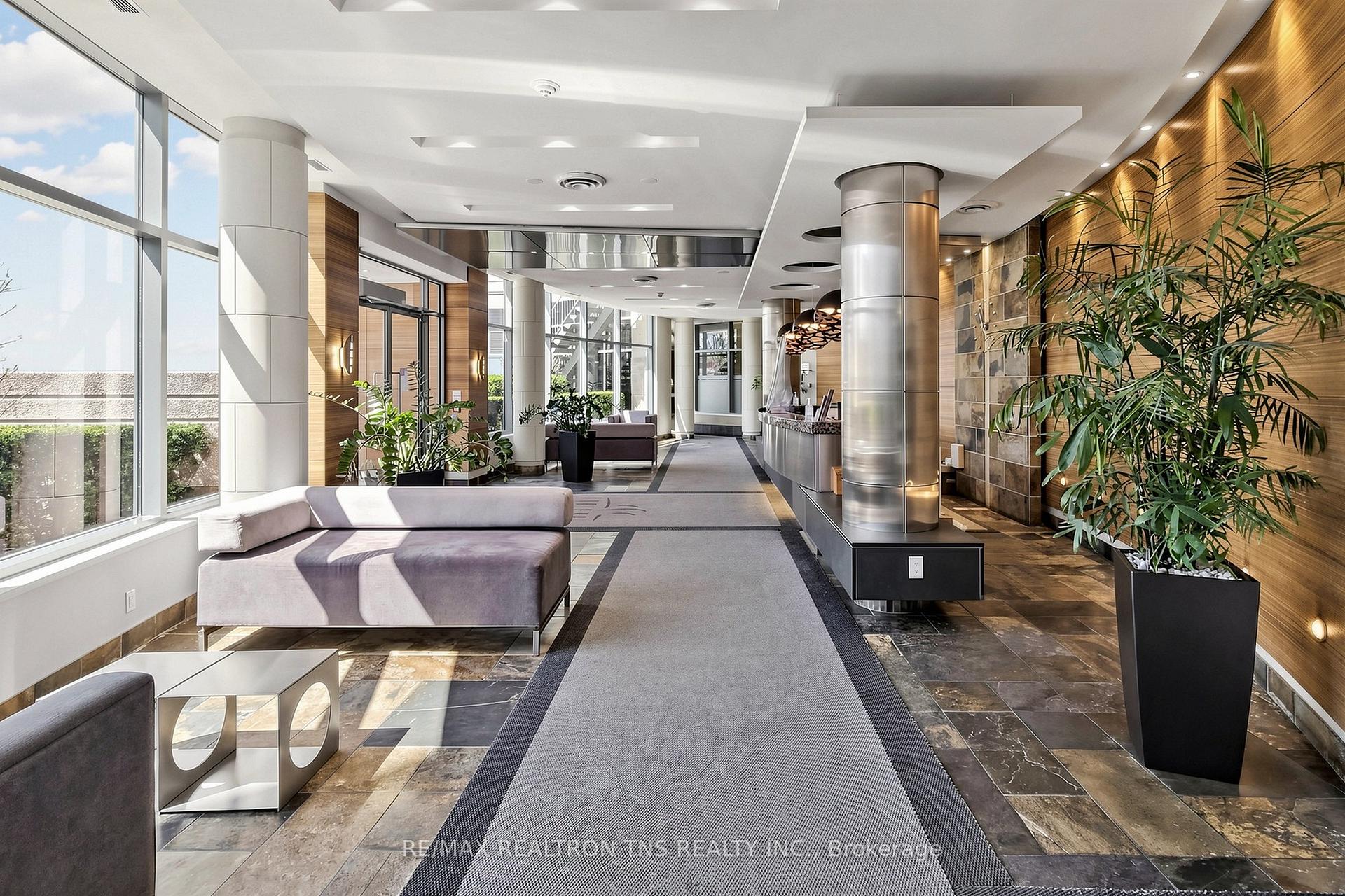 Photo 8 of Unit 1501, 228 Queens Quay W, Toronto, Waterfront Communities — HOMEH