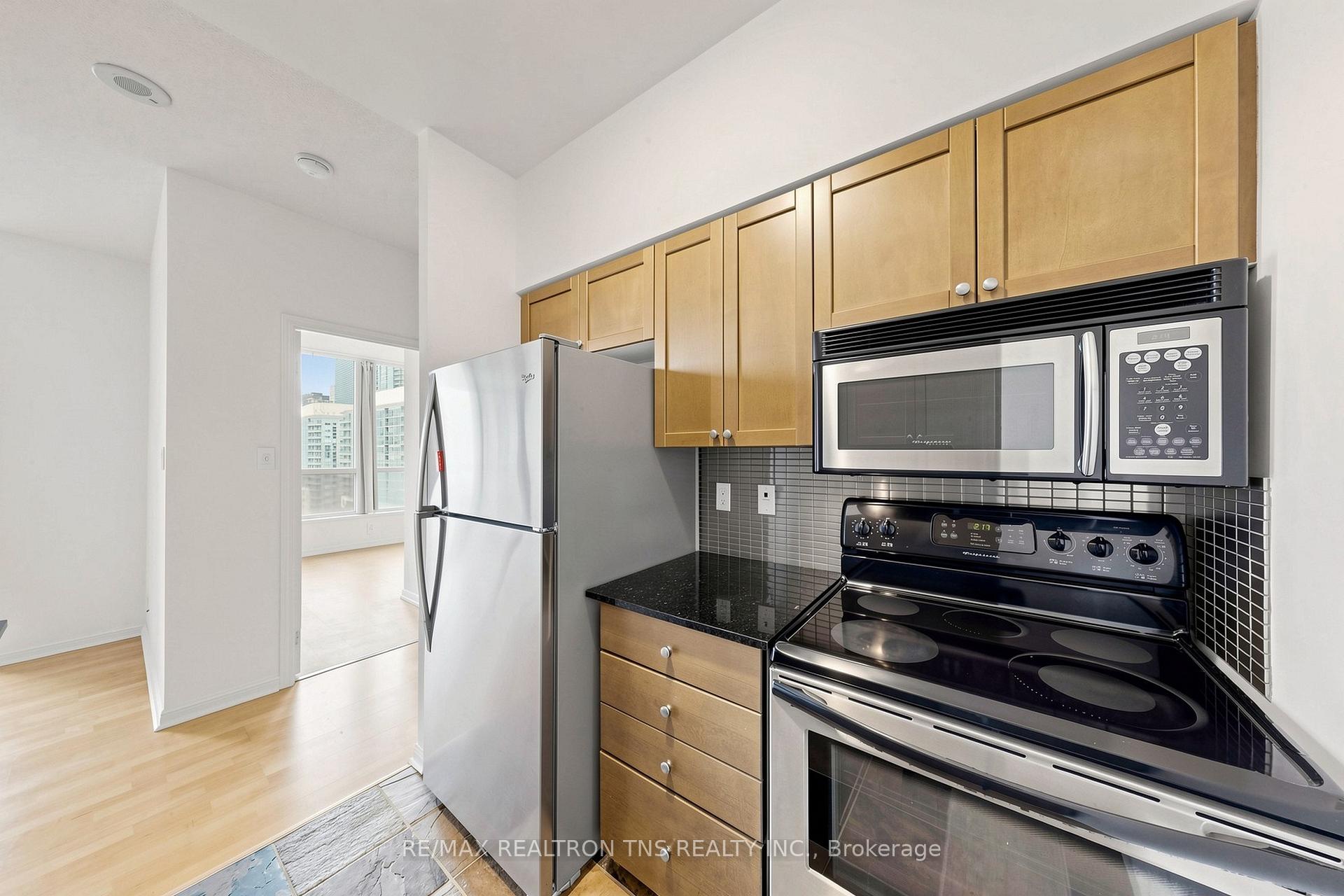 Photo 21 of Unit 1501, 228 Queens Quay W, Toronto, Waterfront Communities — HOMEH
