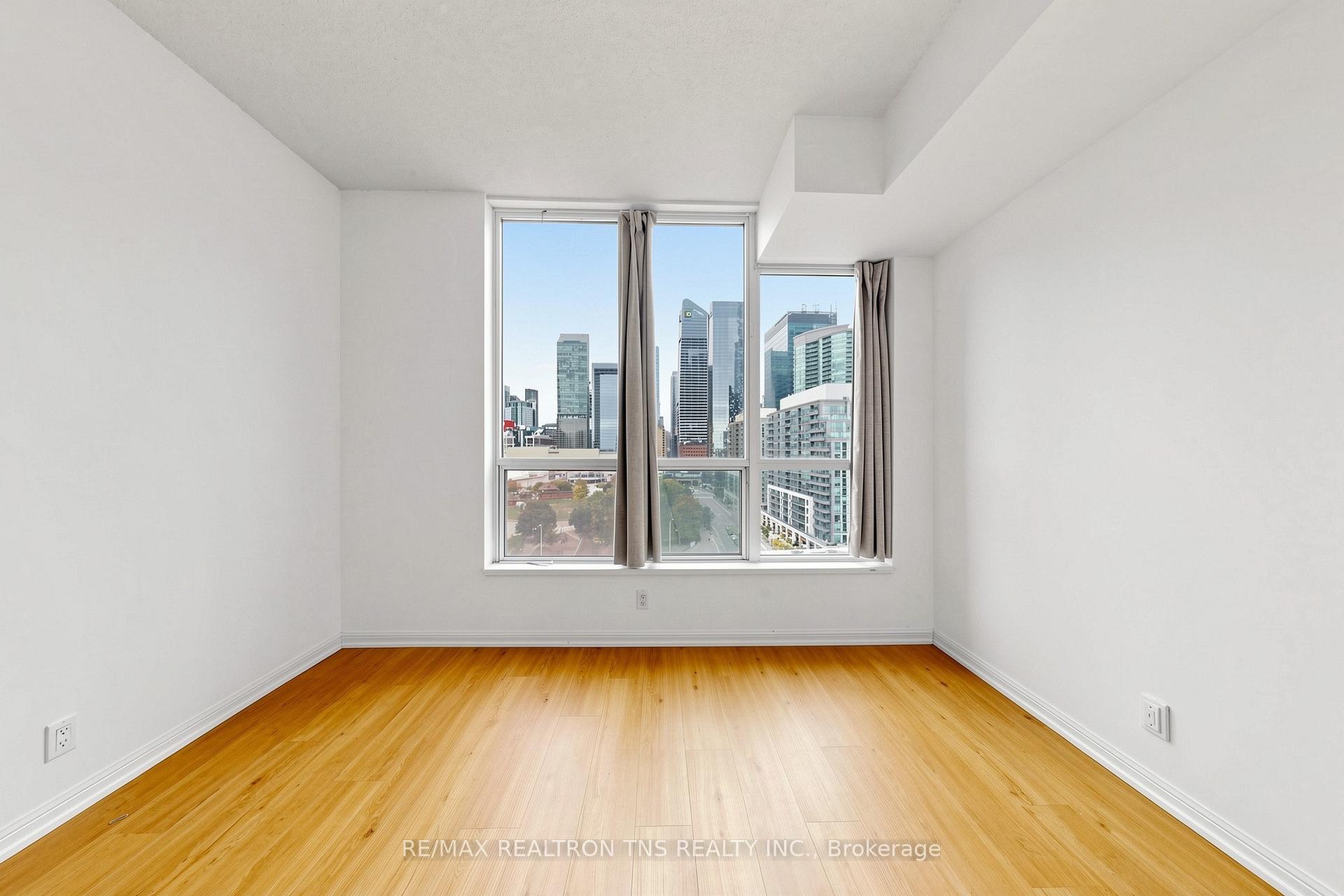 Photo 25 of Unit 1501, 228 Queens Quay W, Toronto, Waterfront Communities — HOMEH
