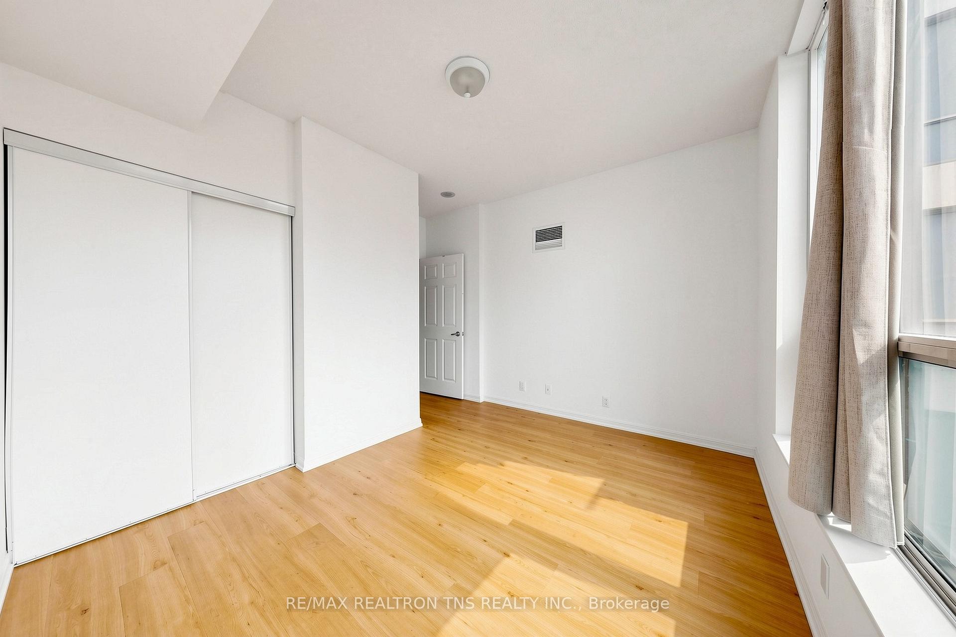 Photo 28 of Unit 1501, 228 Queens Quay W, Toronto, Waterfront Communities — HOMEH