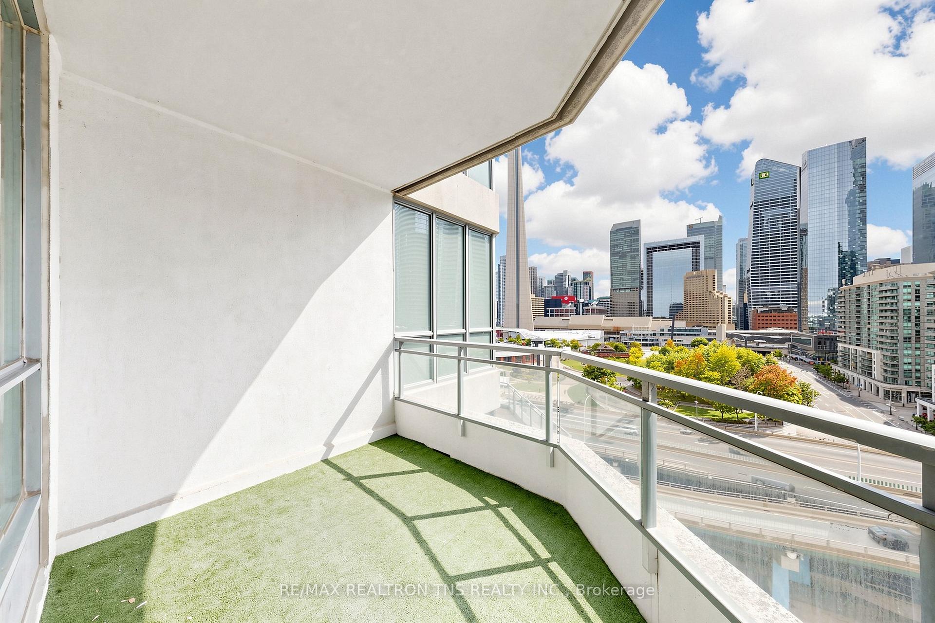 Photo 35 of Unit 1501, 228 Queens Quay W, Toronto, Waterfront Communities — HOMEH