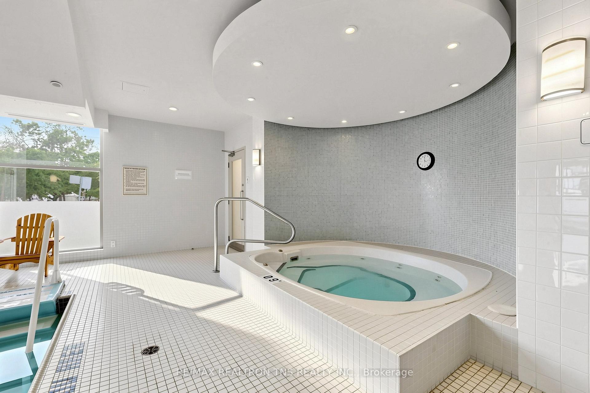 Photo 44 of Unit 1501, 228 Queens Quay W, Toronto, Waterfront Communities — HOMEH
