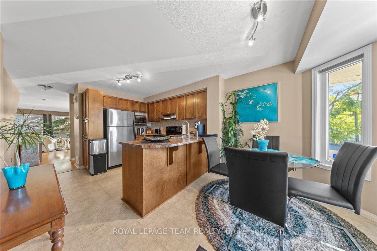 Photo 3 of 100 Bonfield Private, Ottawa, Avalon East — HOMEH