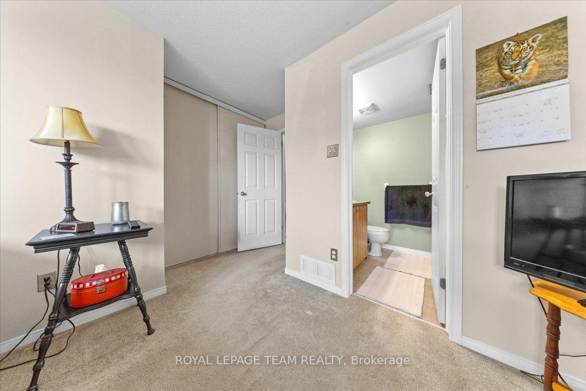 Photo 13 of 100 Bonfield Private, Ottawa, Avalon East — HOMEH