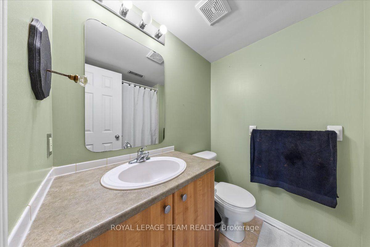 Photo 14 of 100 Bonfield Private, Ottawa, Avalon East — HOMEH
