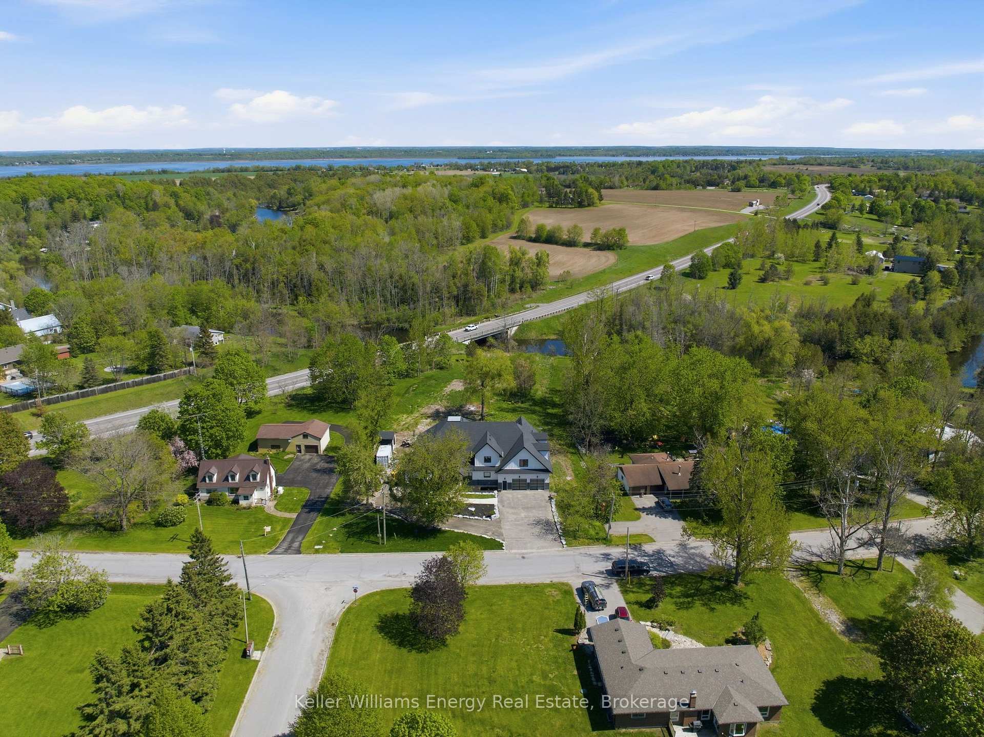 Photo 4 of 143 River Street, Scugog, Rural Scugog — HOMEH