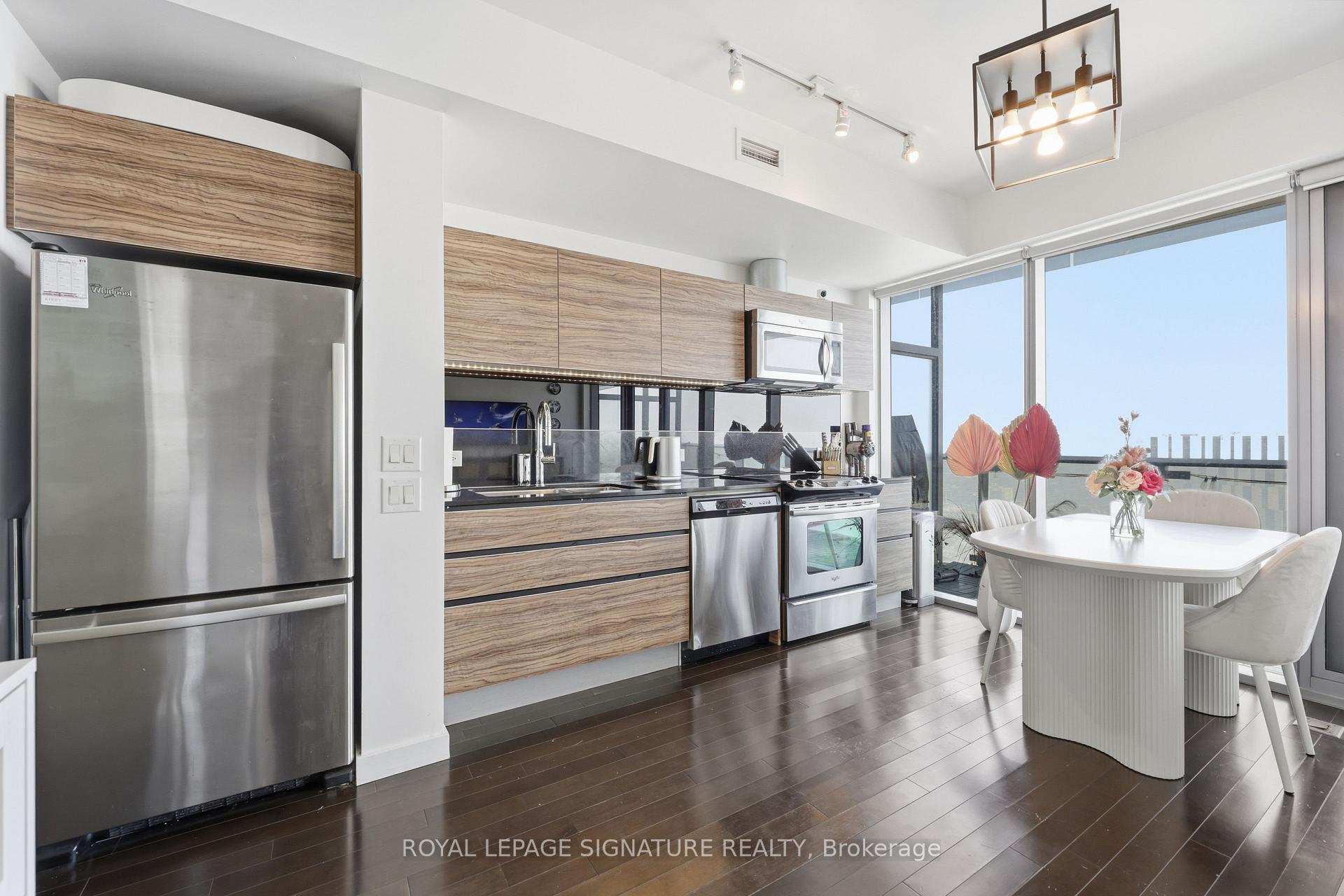 Photo 7 of Unit 2805, 390 Cherry Street, Toronto, Waterfront Communities — HOMEH