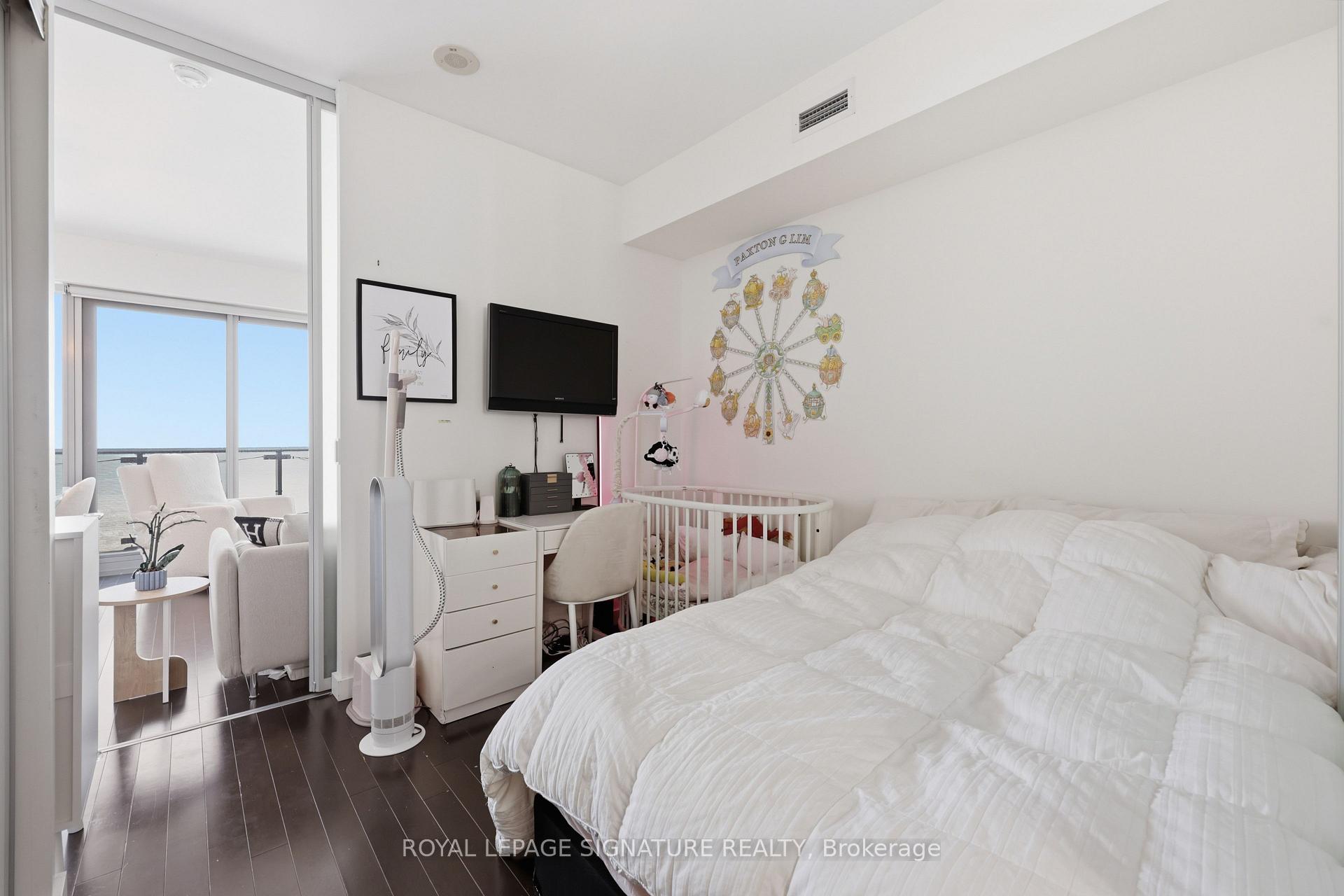 Photo 12 of Unit 2805, 390 Cherry Street, Toronto, Waterfront Communities — HOMEH