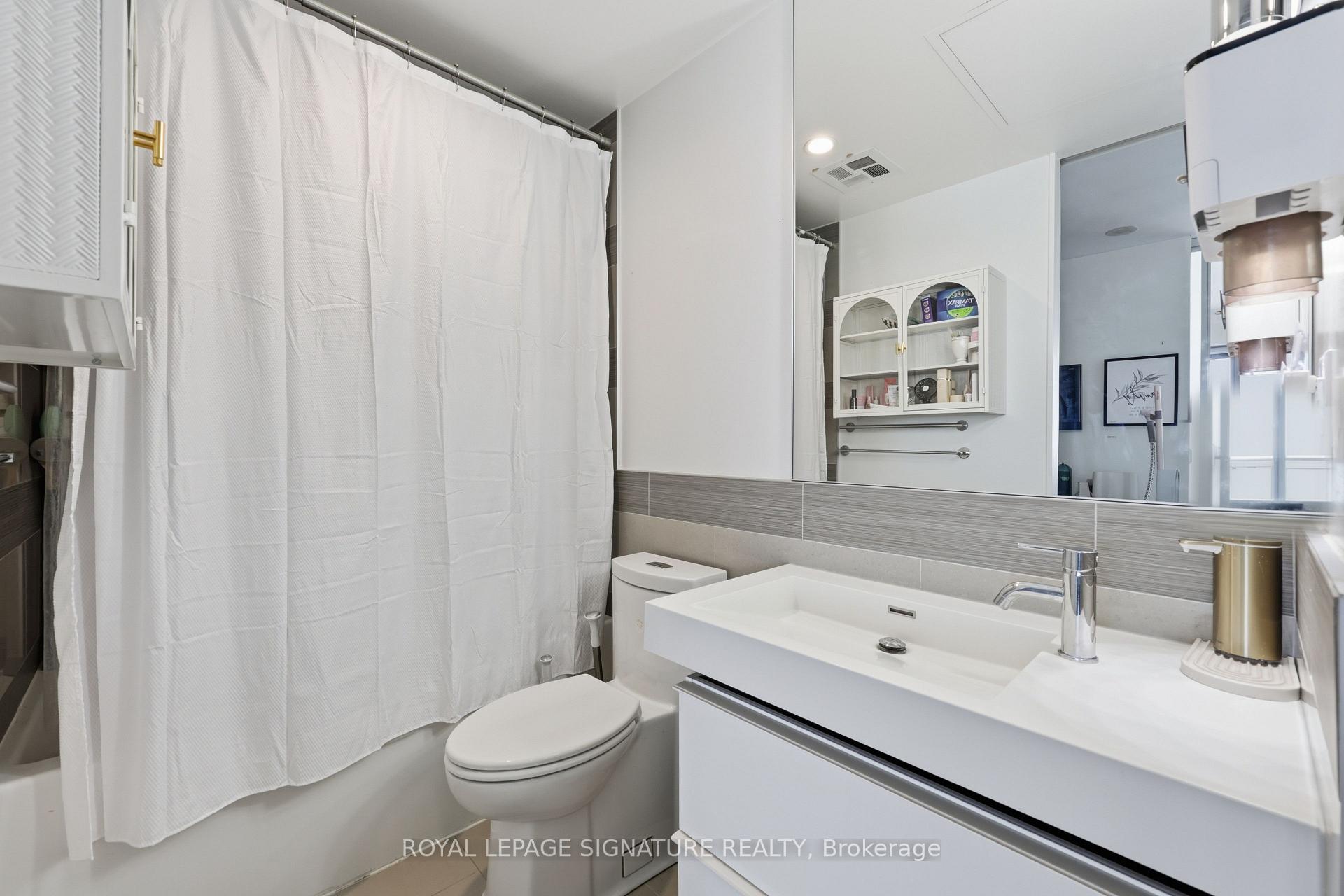 Photo 13 of Unit 2805, 390 Cherry Street, Toronto, Waterfront Communities — HOMEH