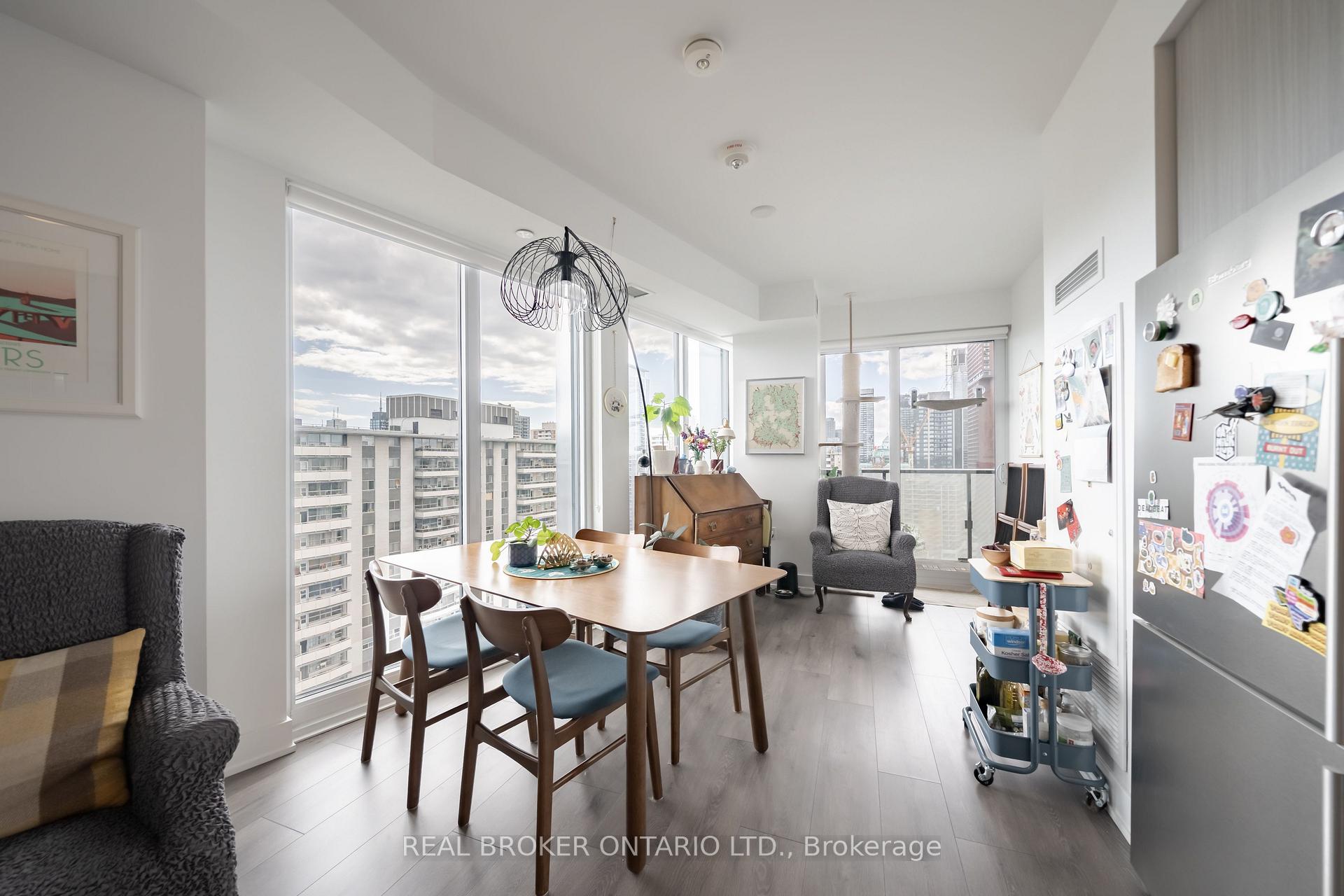 Photo 7 of Unit 2108, 575 Bloor Street E, Toronto, North St. James Town — HOMEH