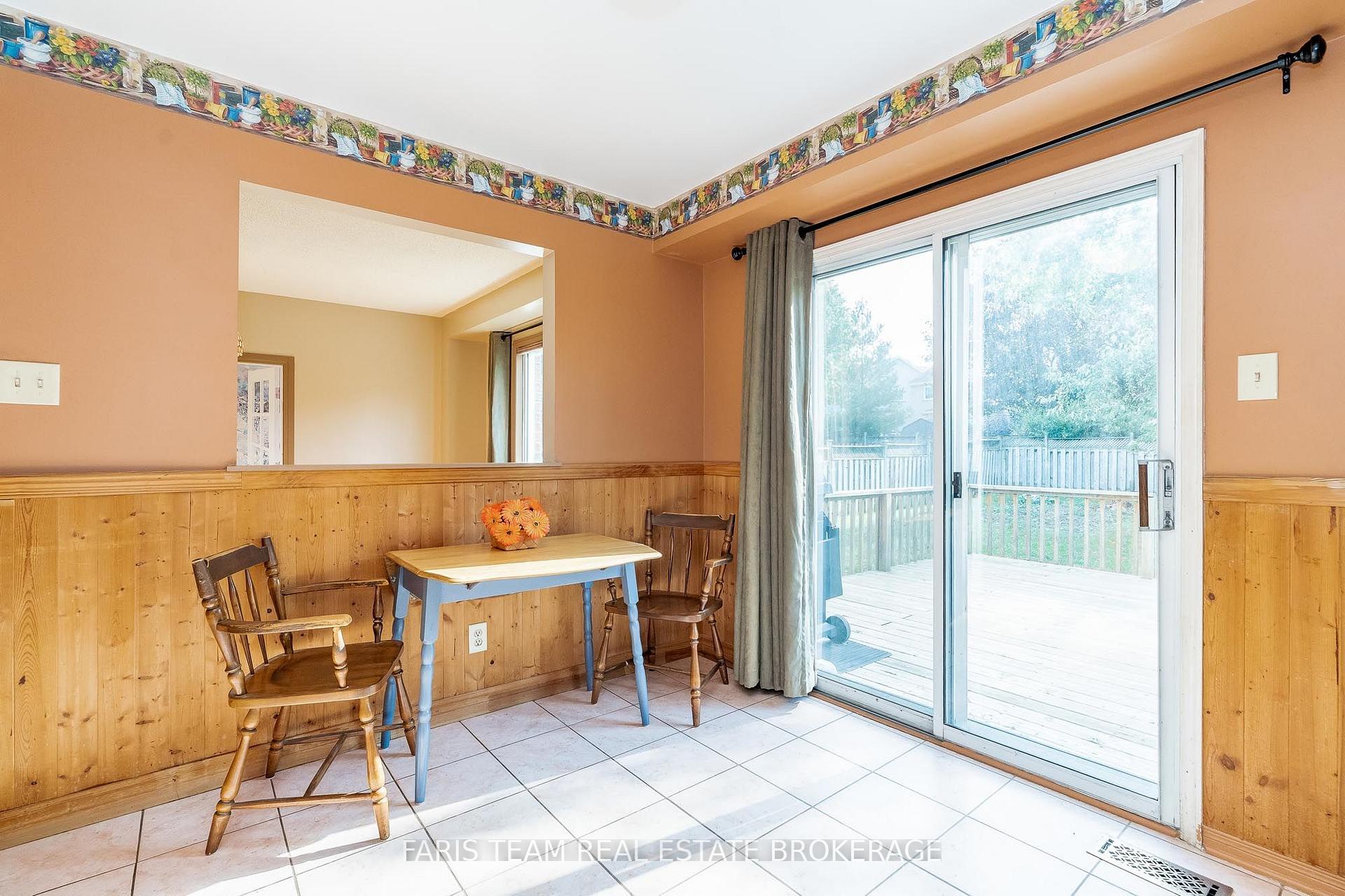 Photo 9 of 230 Mary Anne Drive, Barrie, Painswick North — HOMEH
