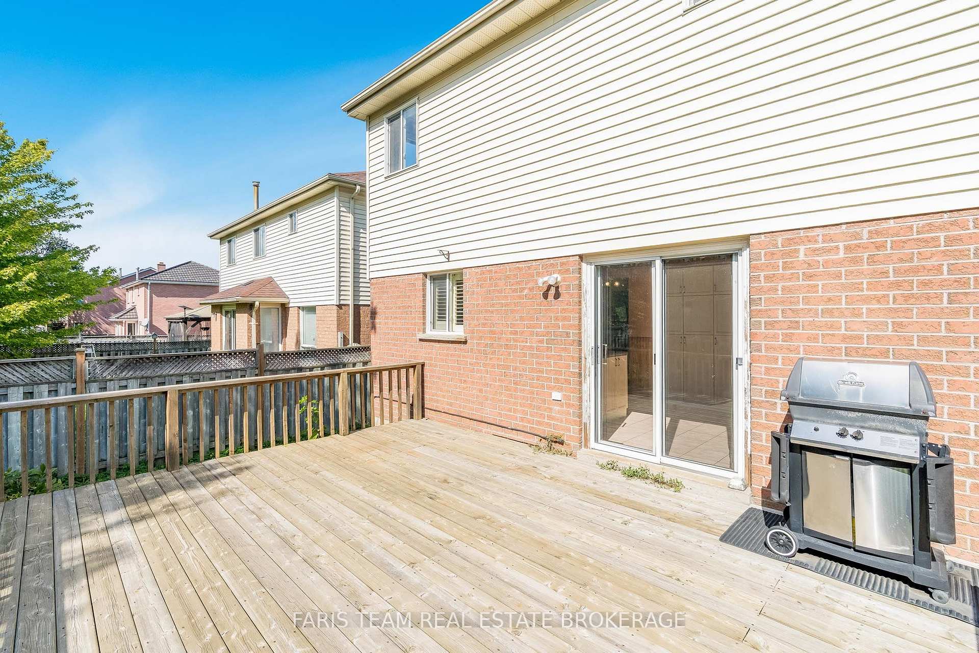 Photo 32 of 230 Mary Anne Drive, Barrie, Painswick North — HOMEH