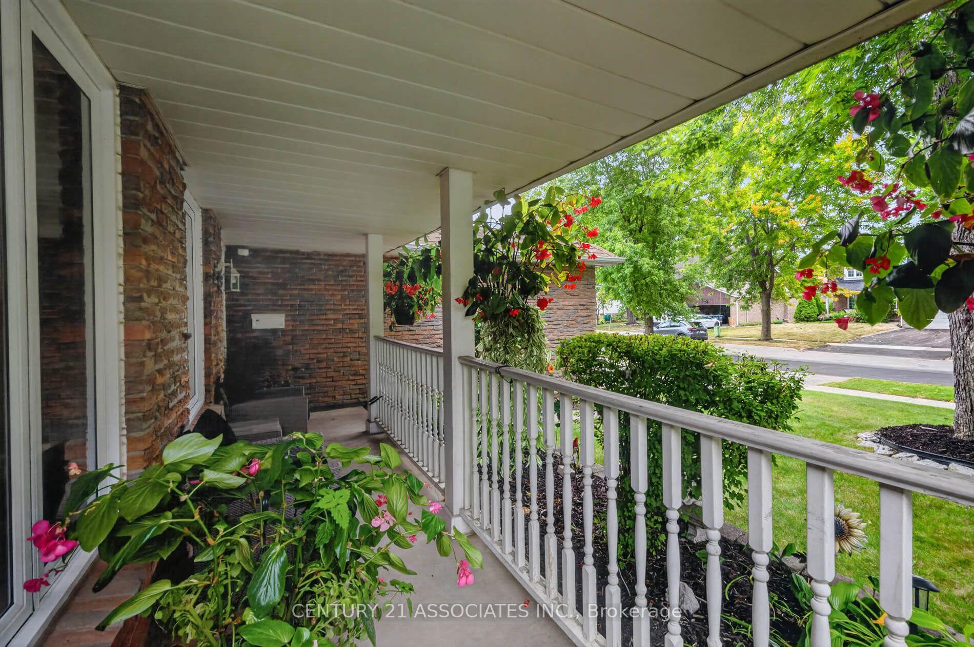 Photo 4 of 2909 Quetta Mews, Mississauga, Meadowvale — HOMEH